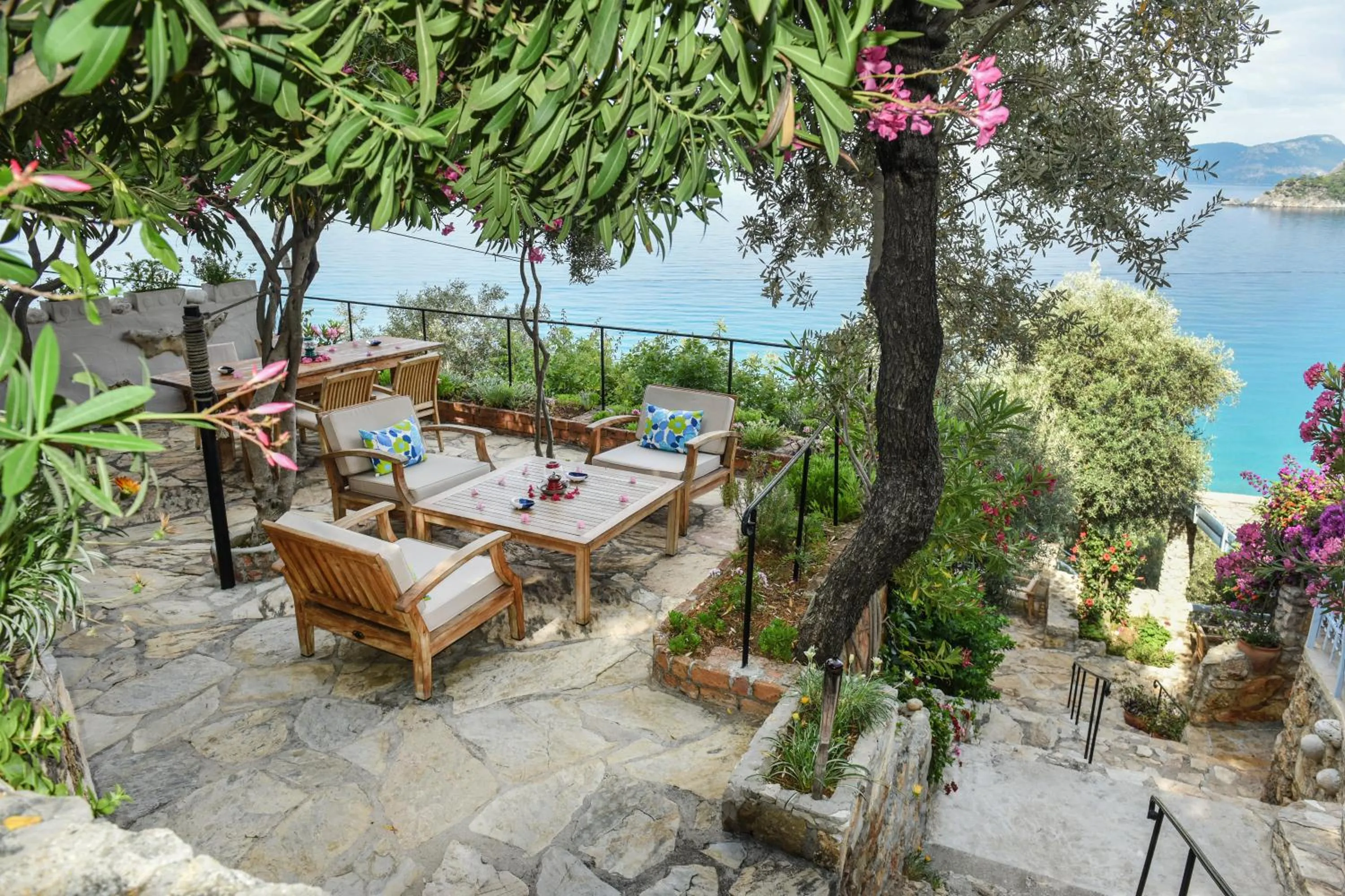 Garden in Beyaz Yunus Hotel - Adult Only