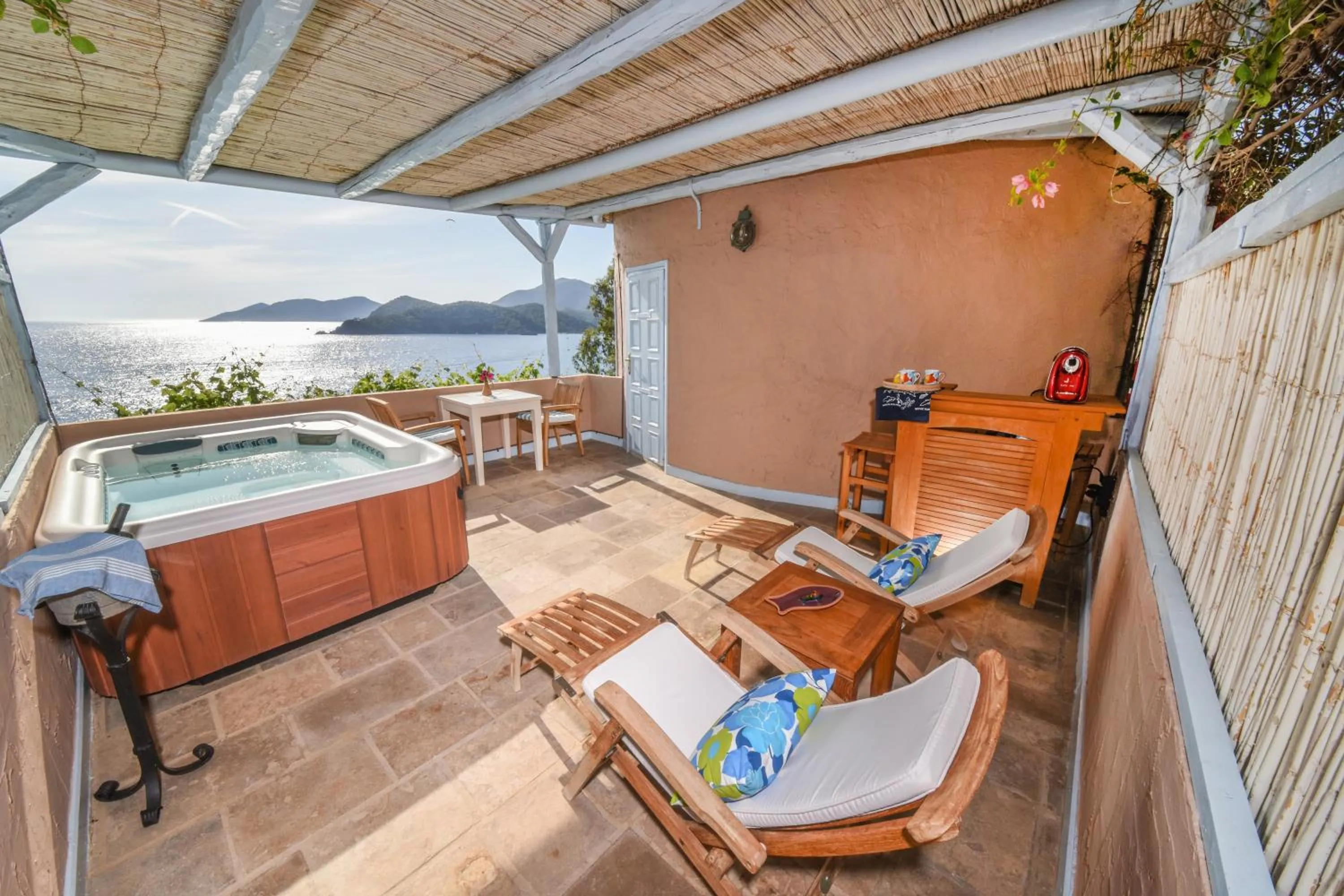 Coffee/tea facilities in Beyaz Yunus Hotel - Adult Only