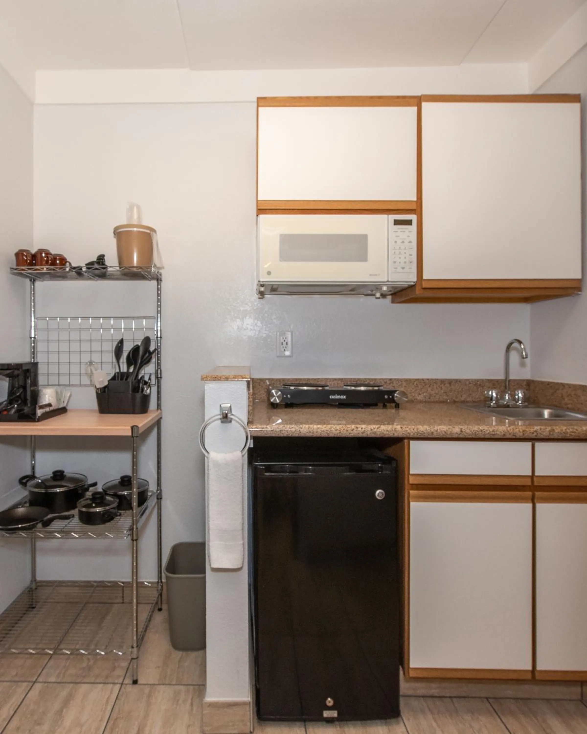 Kitchen or kitchenette in Hotel Pommier Indianola