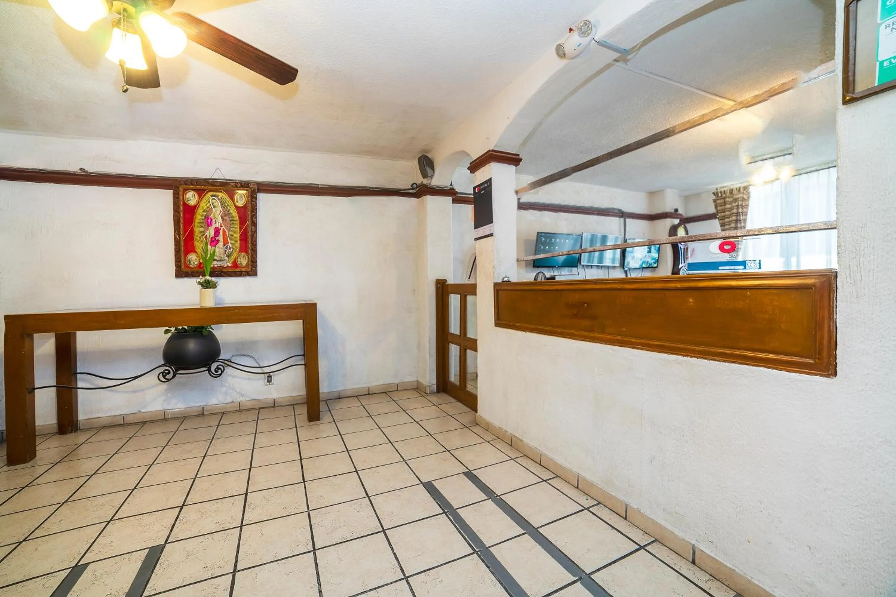 Lobby or reception in Capital O Hotel Casa Blanca