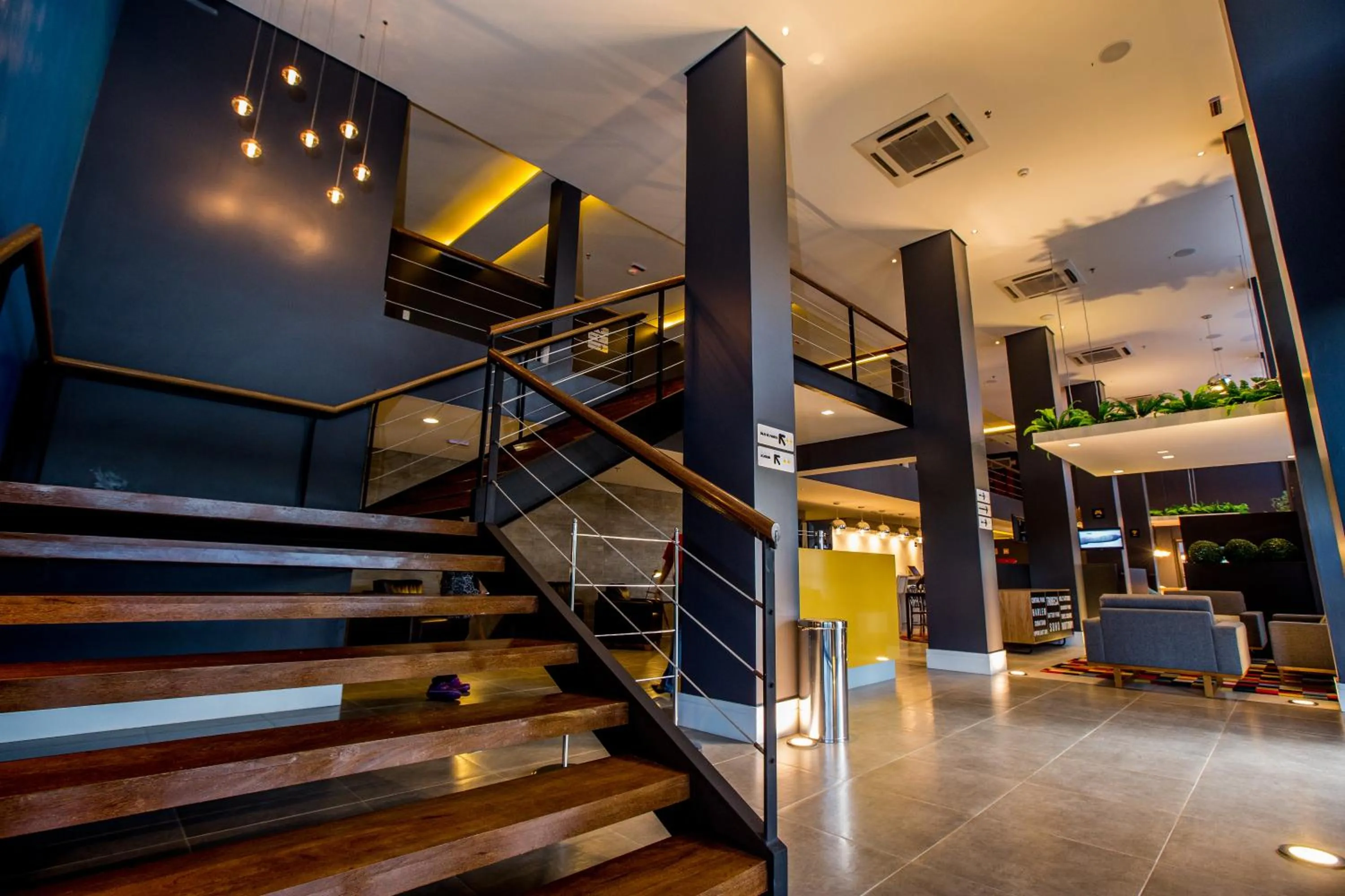 Communal lounge/ TV room in ibis Styles Parauapebas