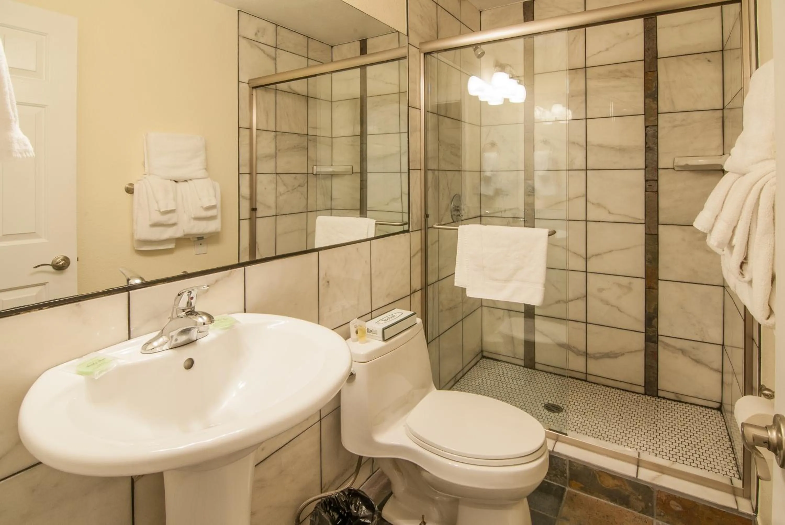 Shower in North Lake Lodges & Villas