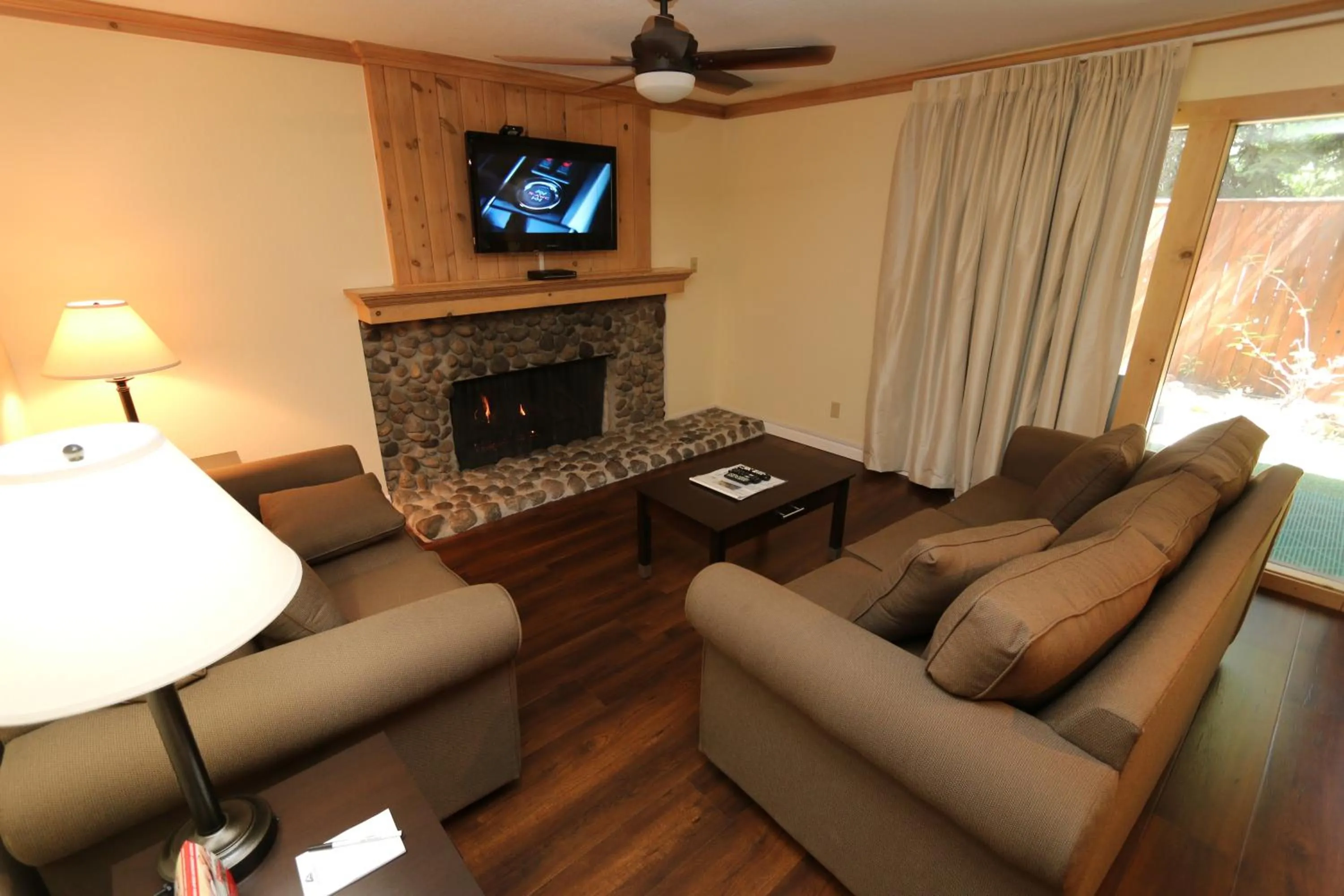 TV and multimedia in North Lake Lodges & Villas