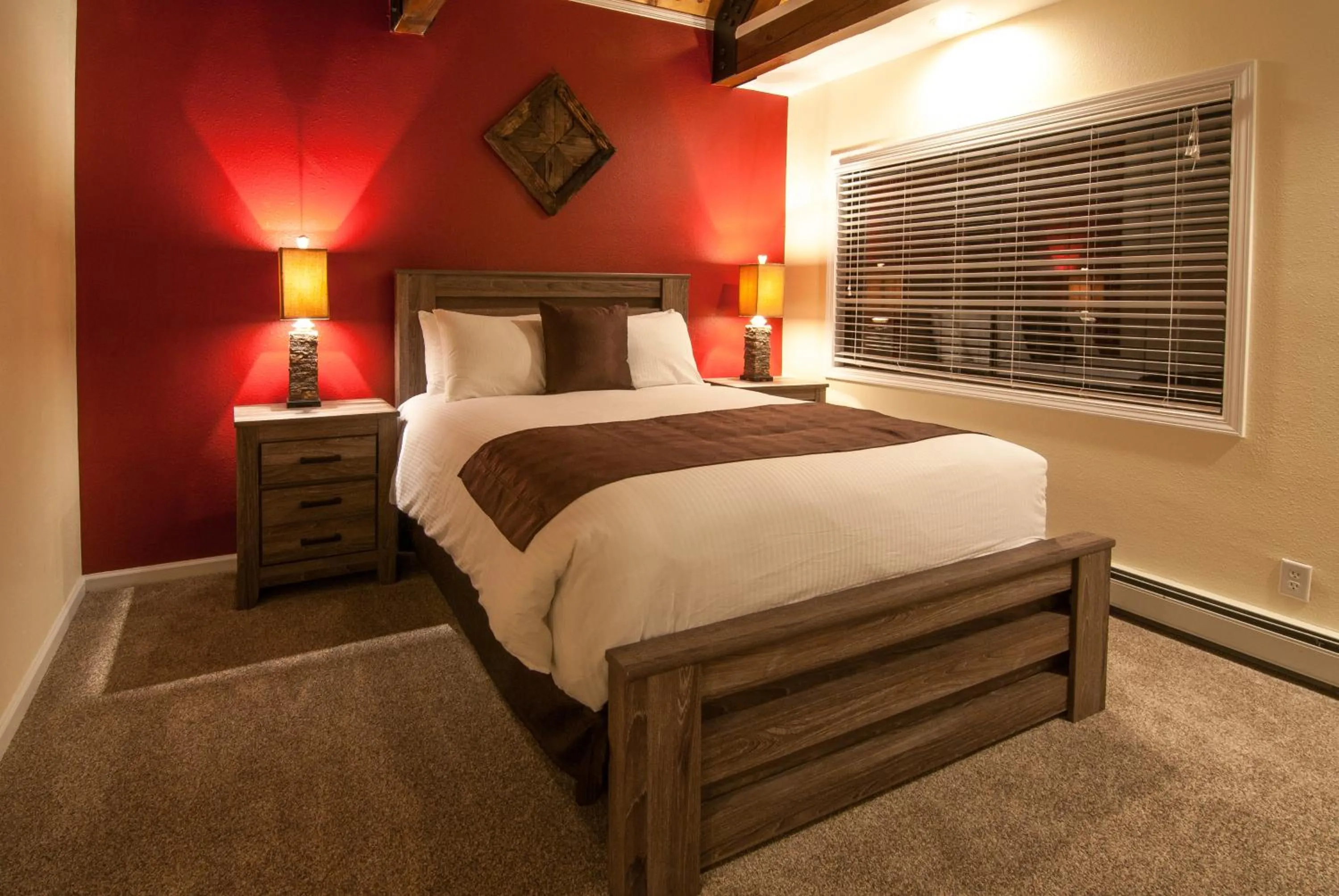 Bed in North Lake Lodges & Villas