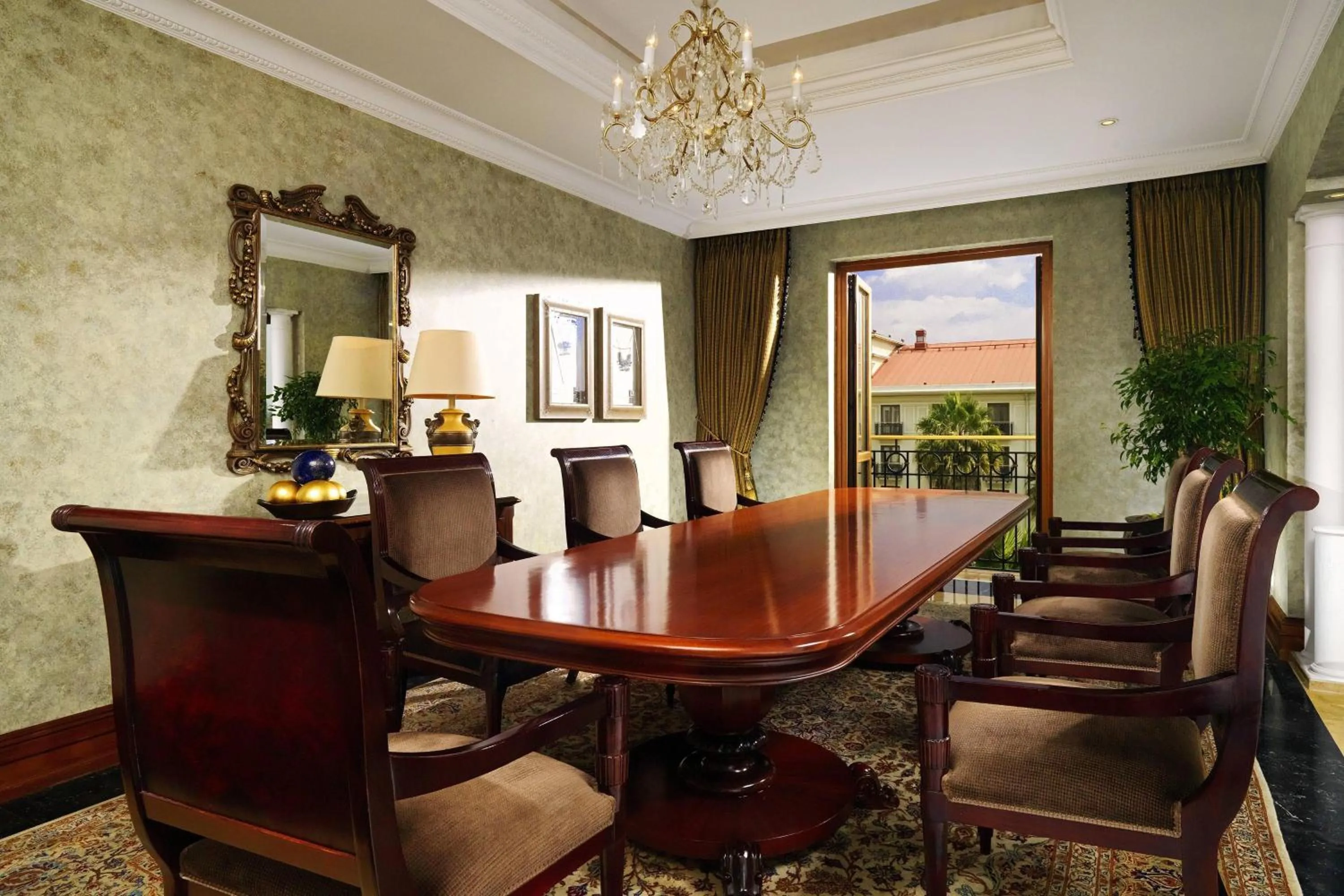 Bedroom in Sheraton Addis, a Luxury Collection Hotel, Addis Ababa