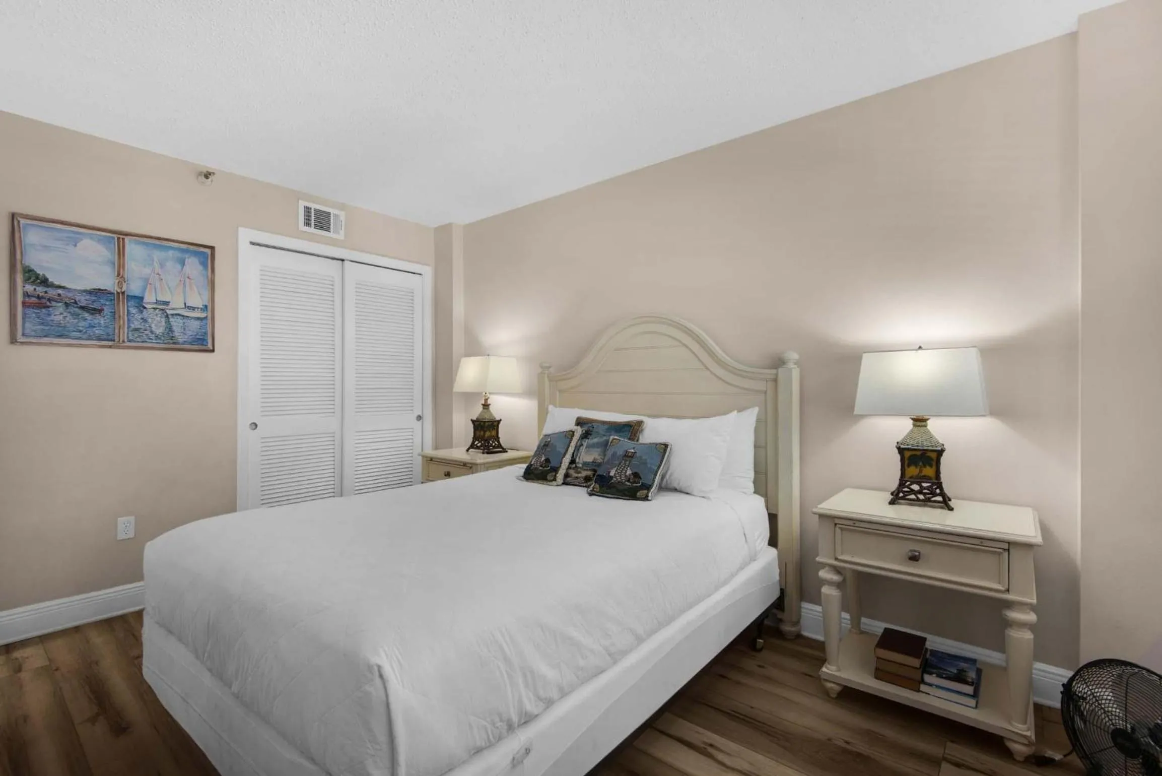 Bed in Emerald Surf 106