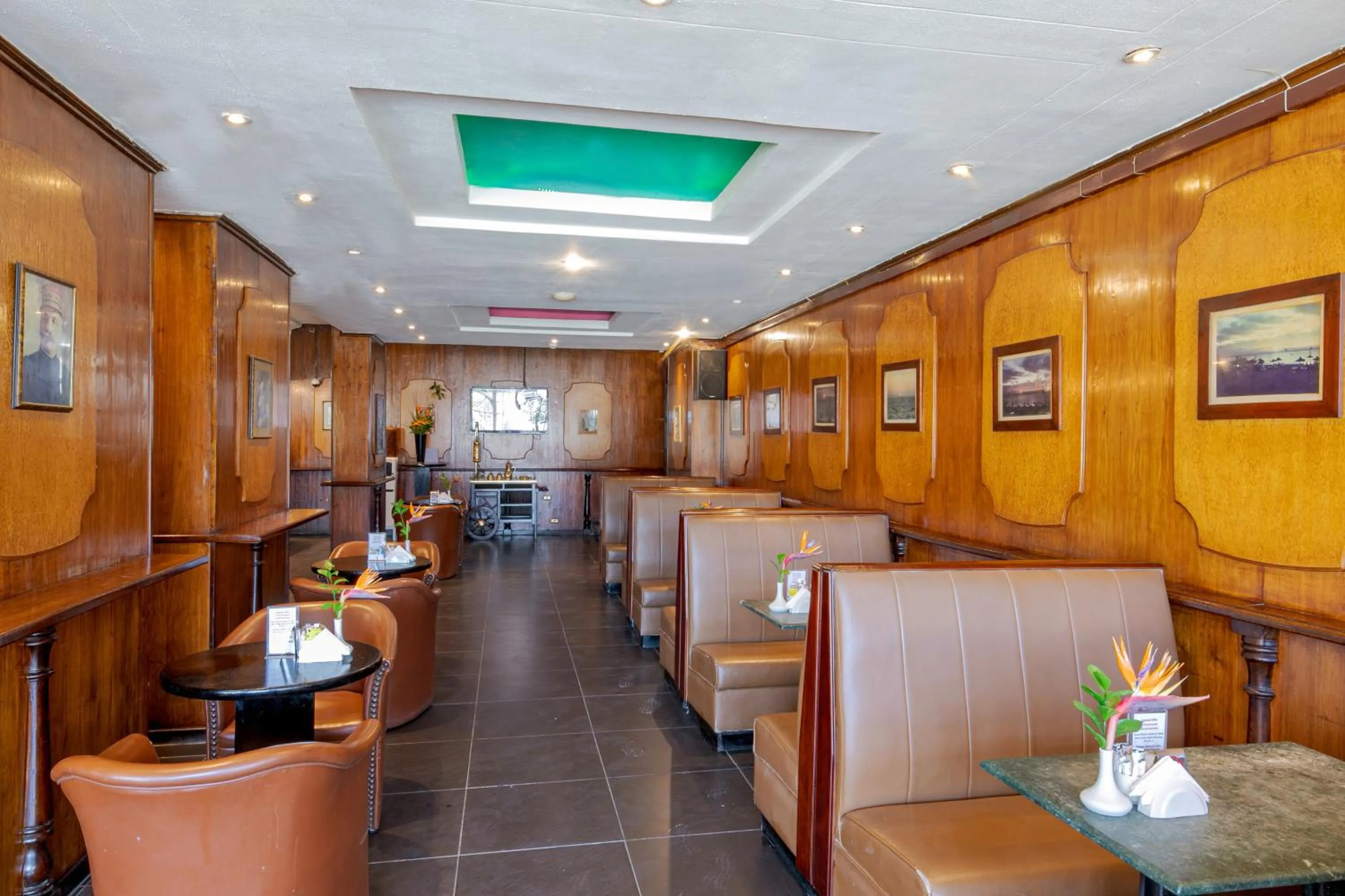 Lounge or bar in Marlin Inn Azur Resort