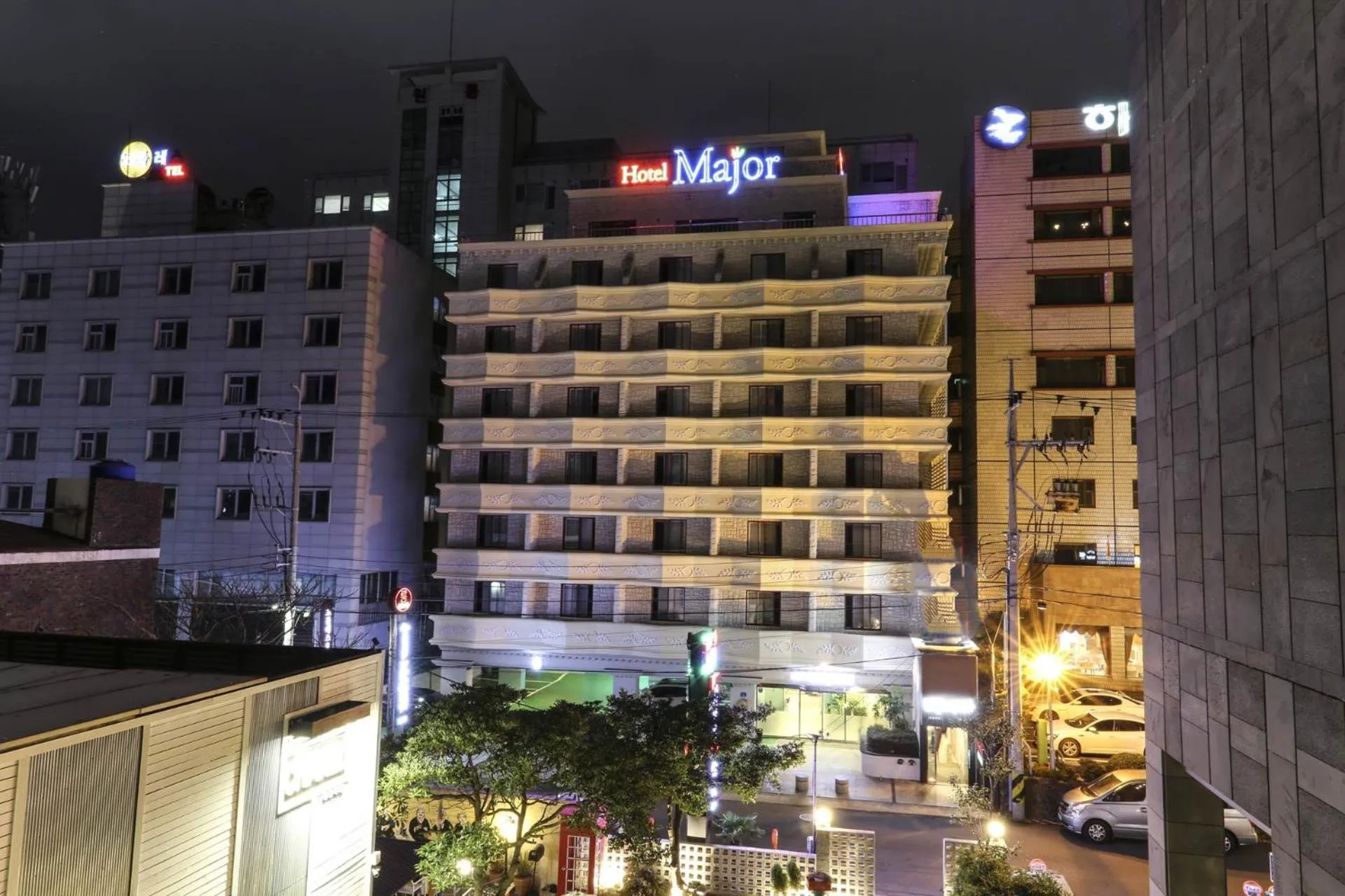 Major Hotel