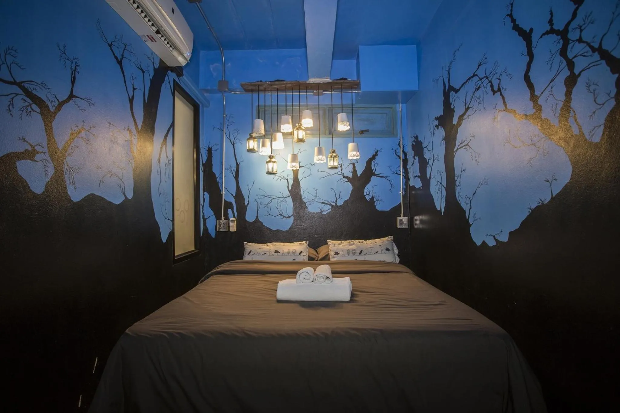 Bedroom in Tamajun Hotel