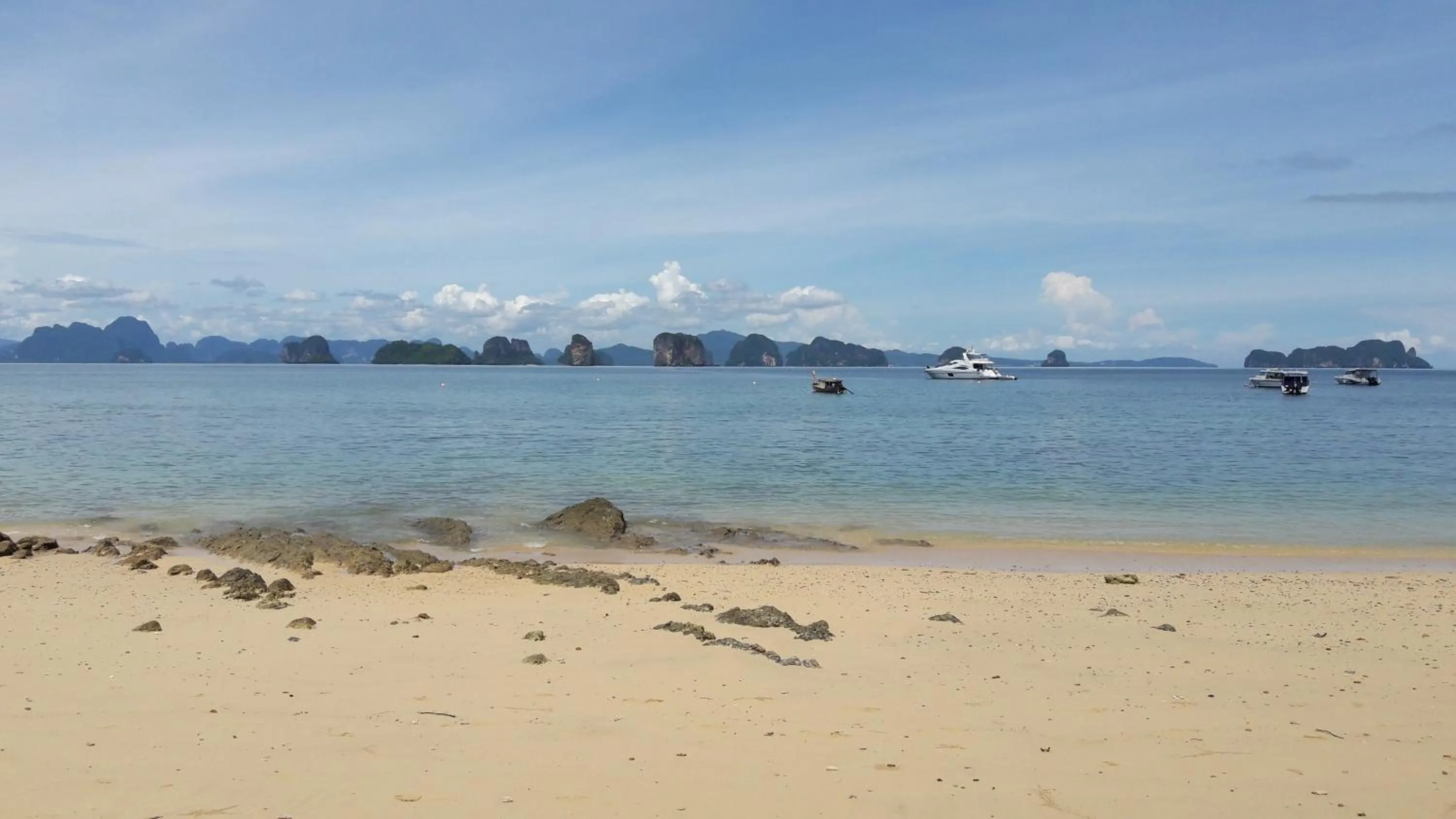 Sea view in Suntisook Resort