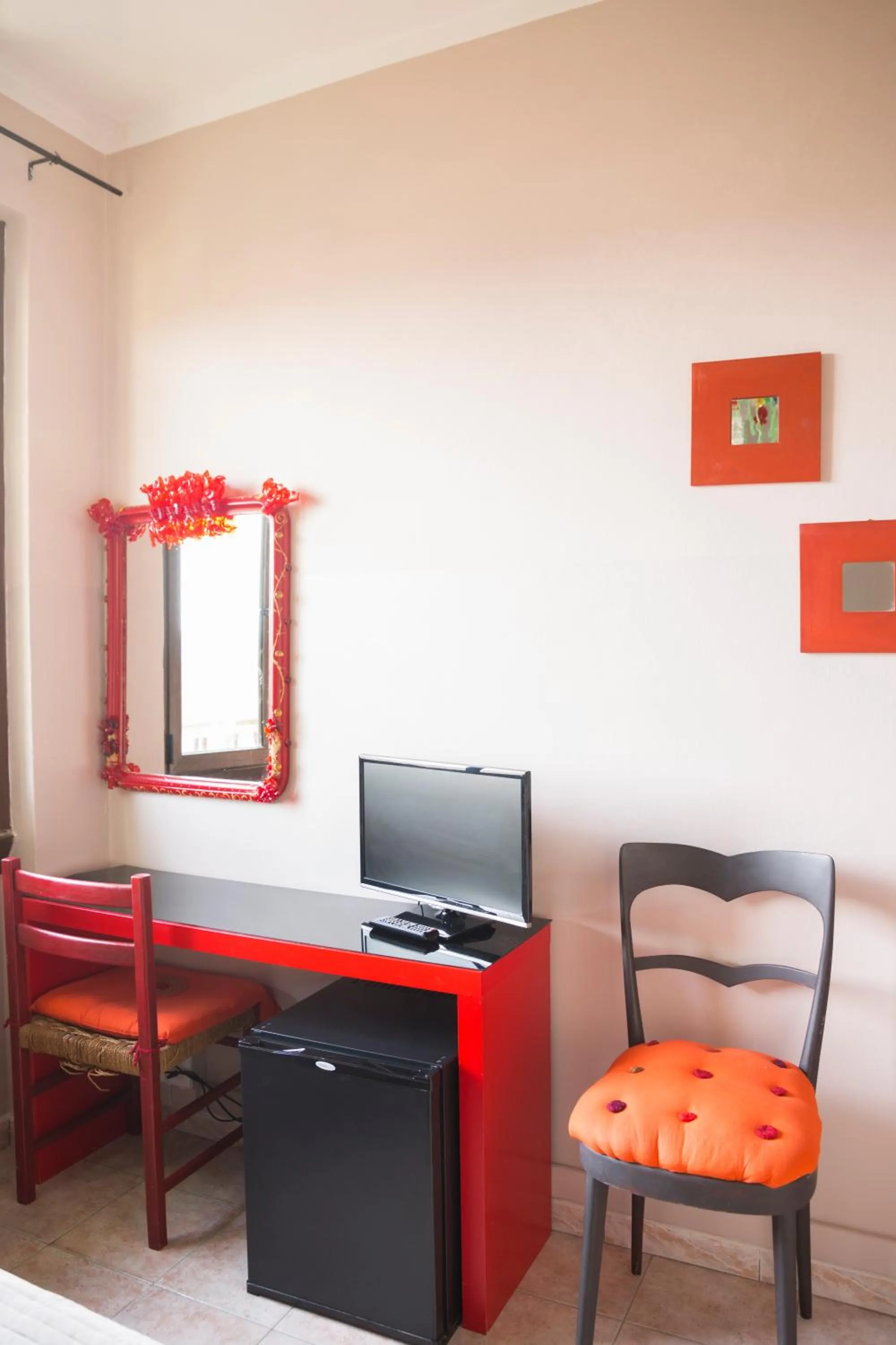 Photo of the whole room in Hotel Panorama