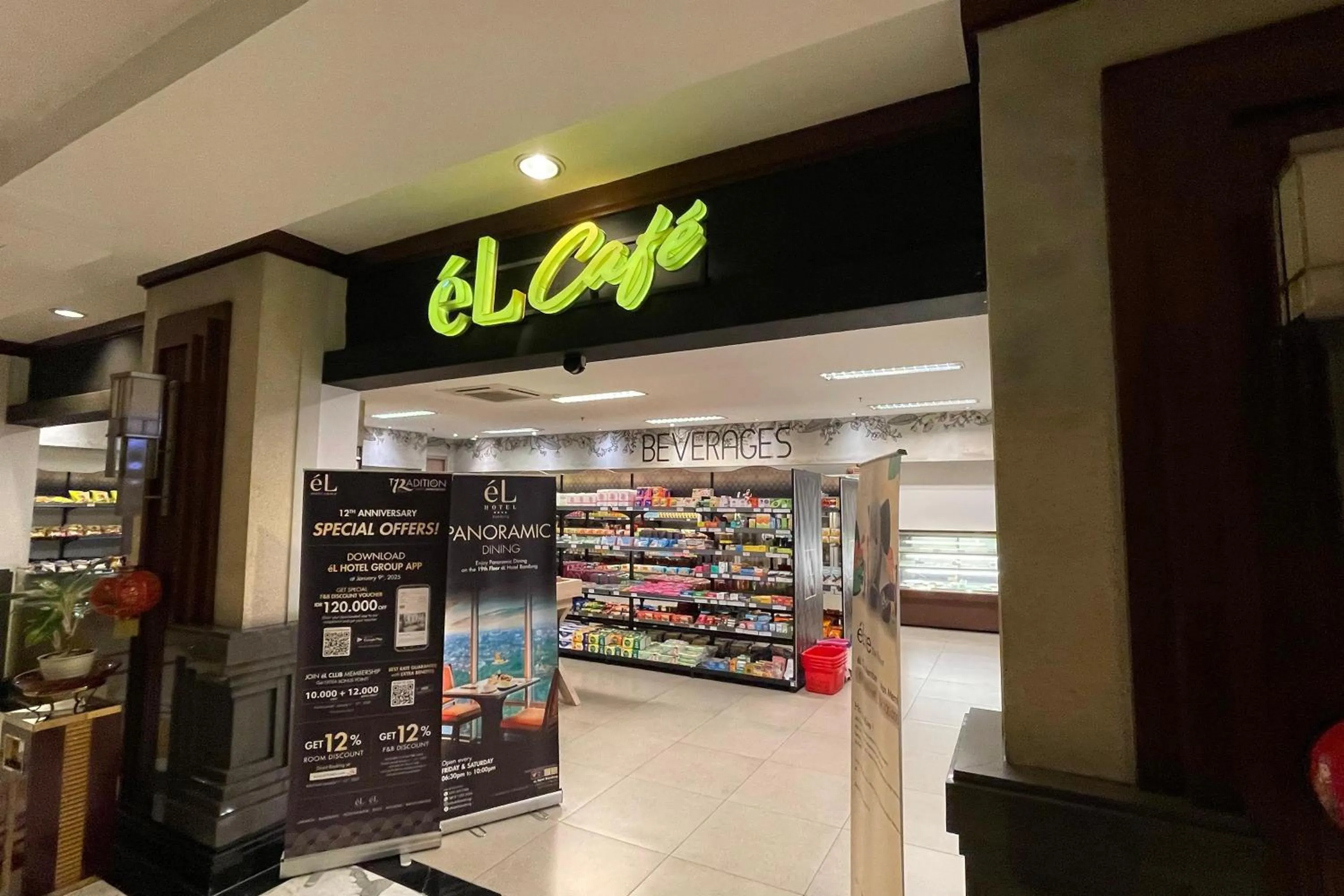 Area and facilities in eL ROYALE by Farizi Rooms