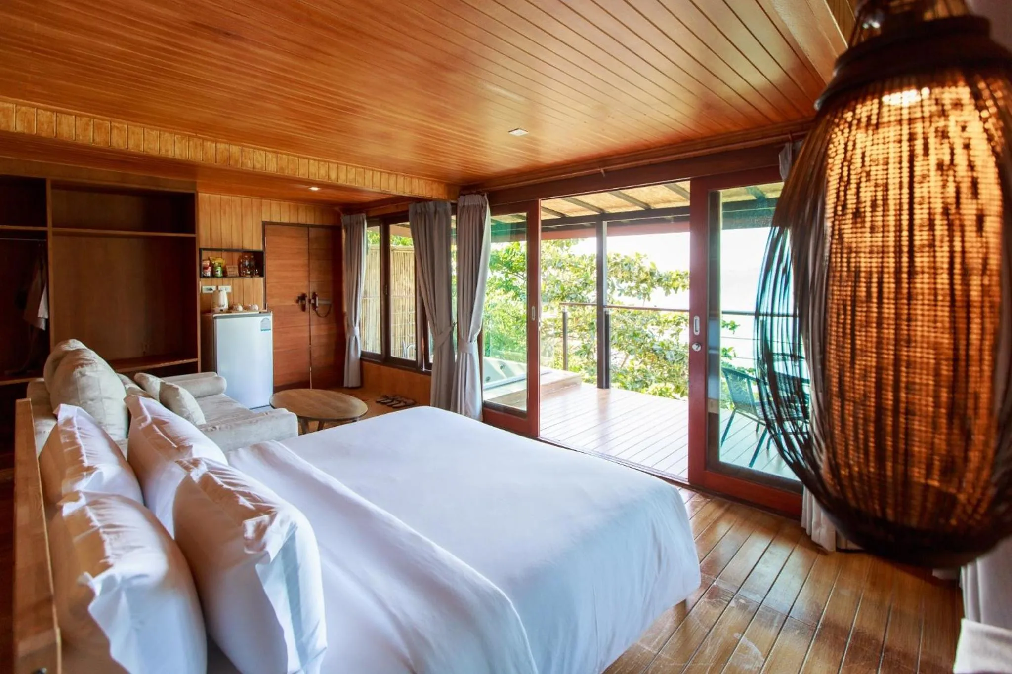 Bed in The Cliff Lipe