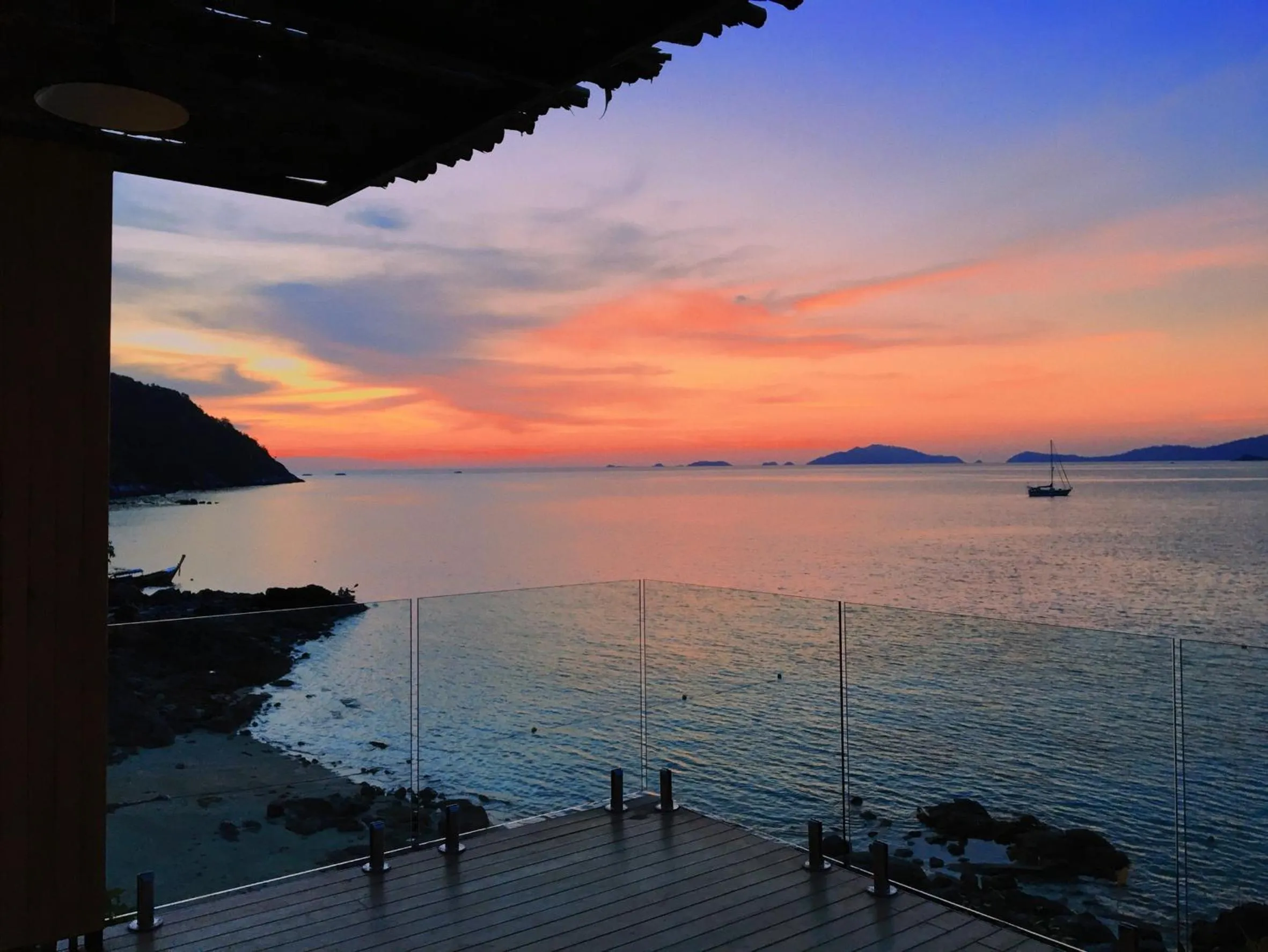 Day in The Cliff Lipe