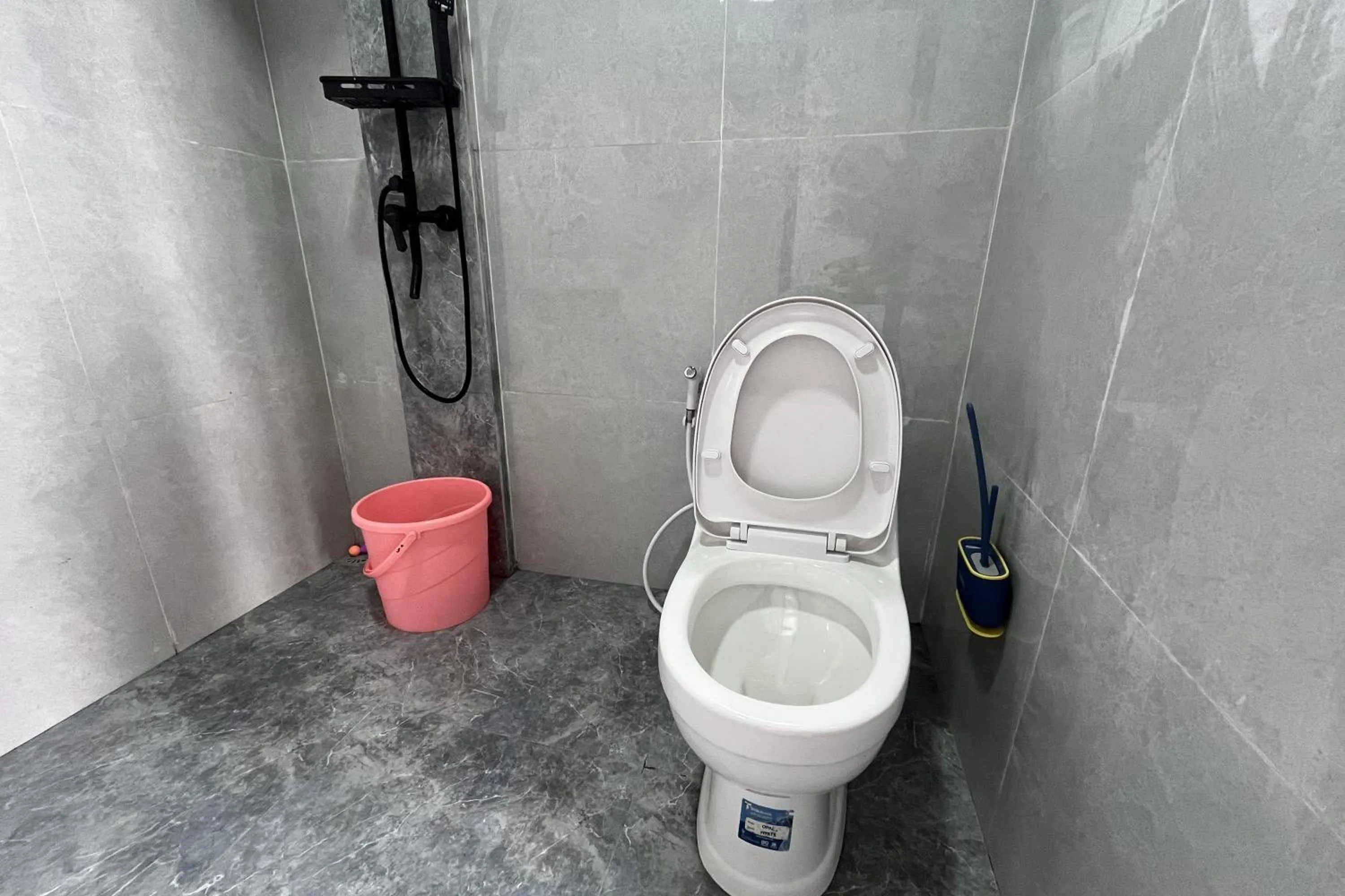 Bathroom in Fifa Cabin 3 by Fifa Grup