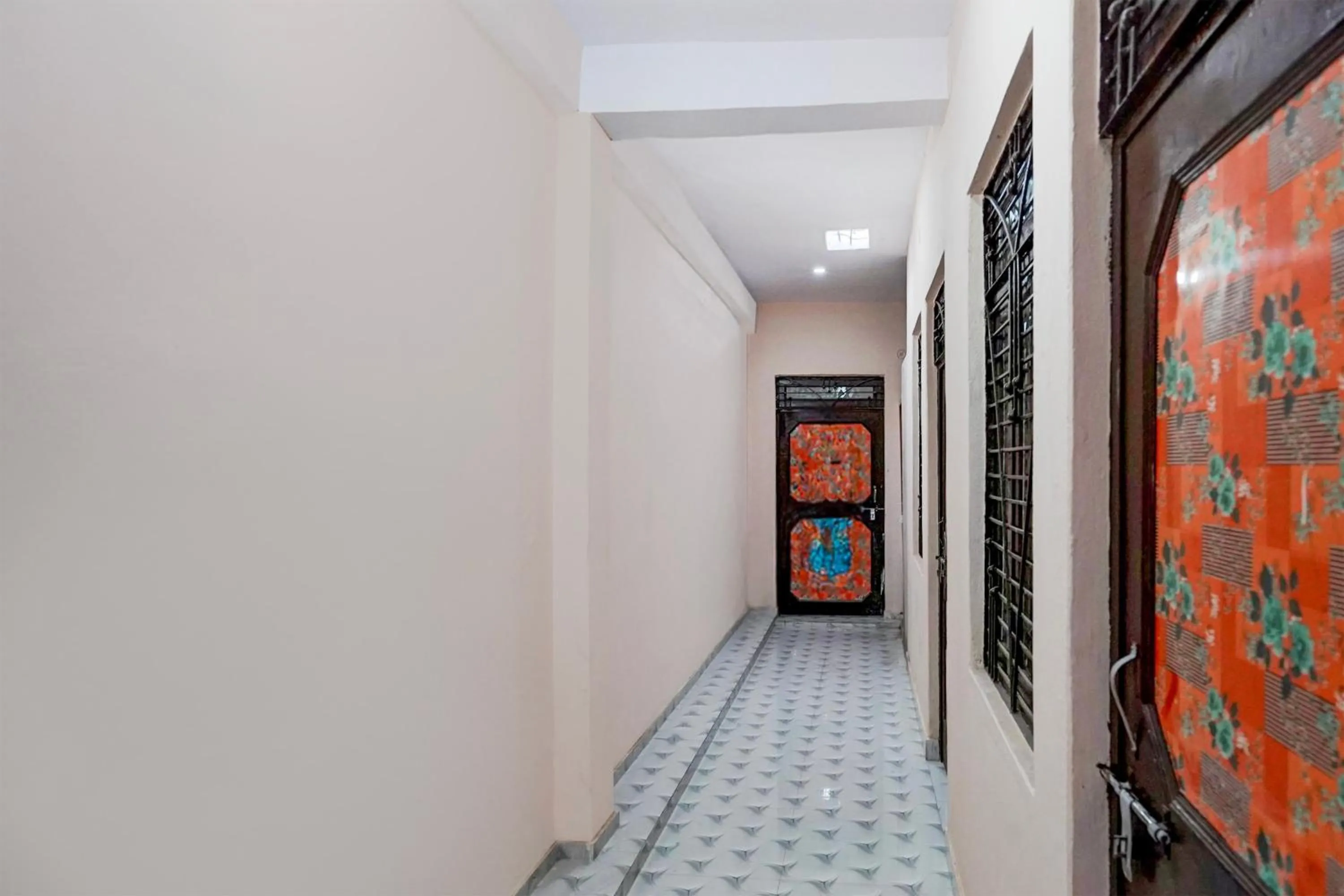 Hotel O P.K Hotel and Restaurant�
