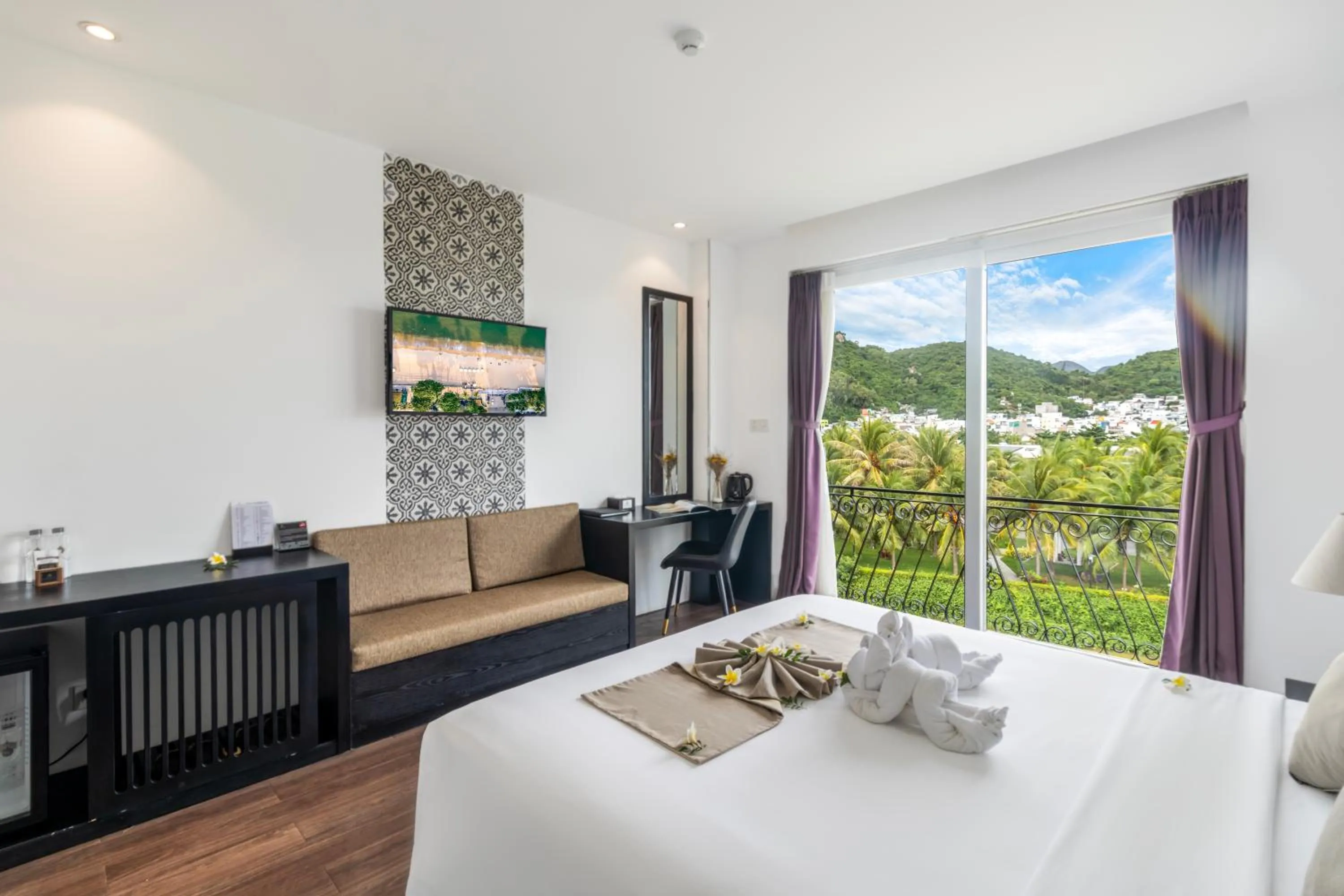 Bedroom in Champa Island Nha Trang - Resort Hotel & Spa