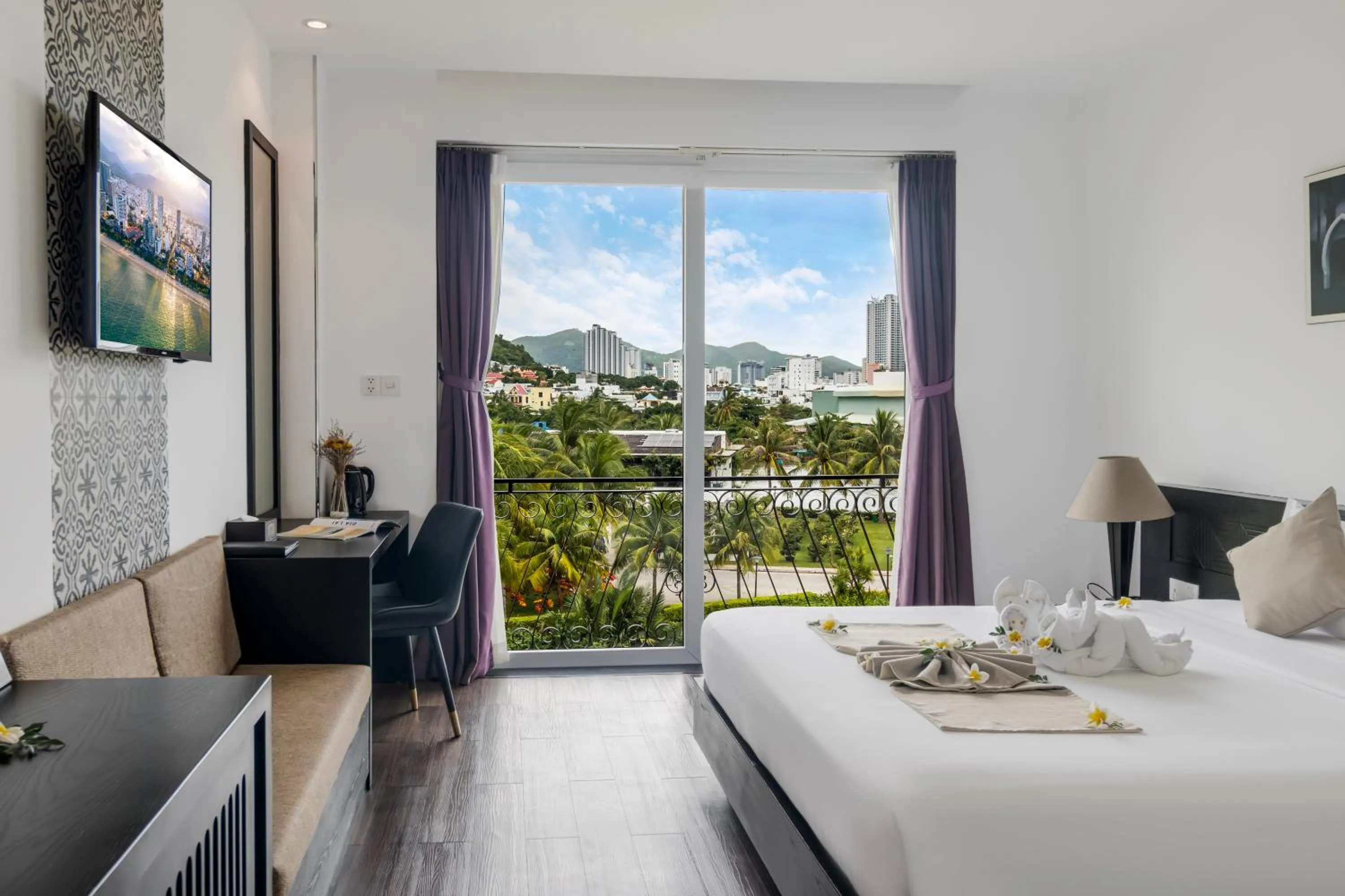 Bed in Champa Island Nha Trang - Resort Hotel & Spa