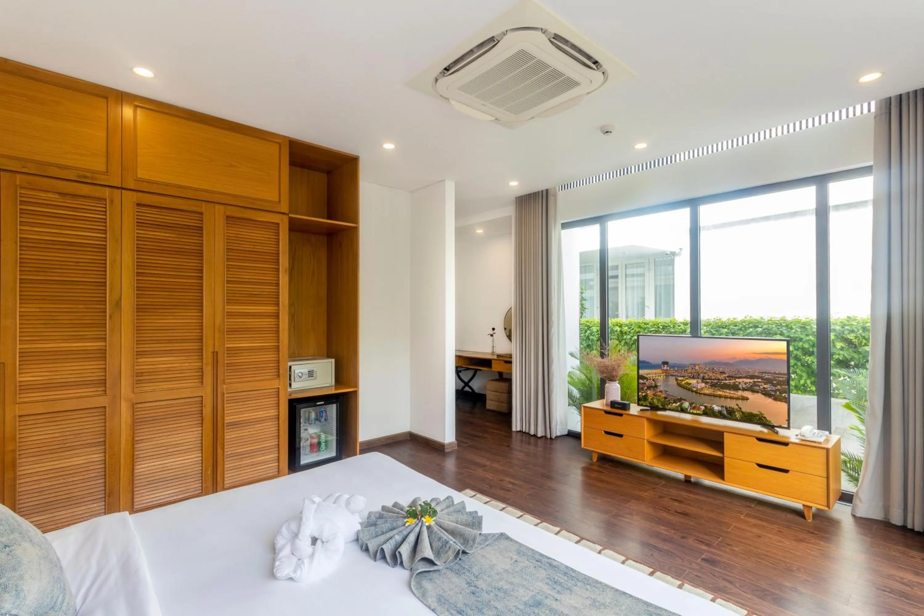 Bedroom in Champa Island Nha Trang - Resort Hotel & Spa