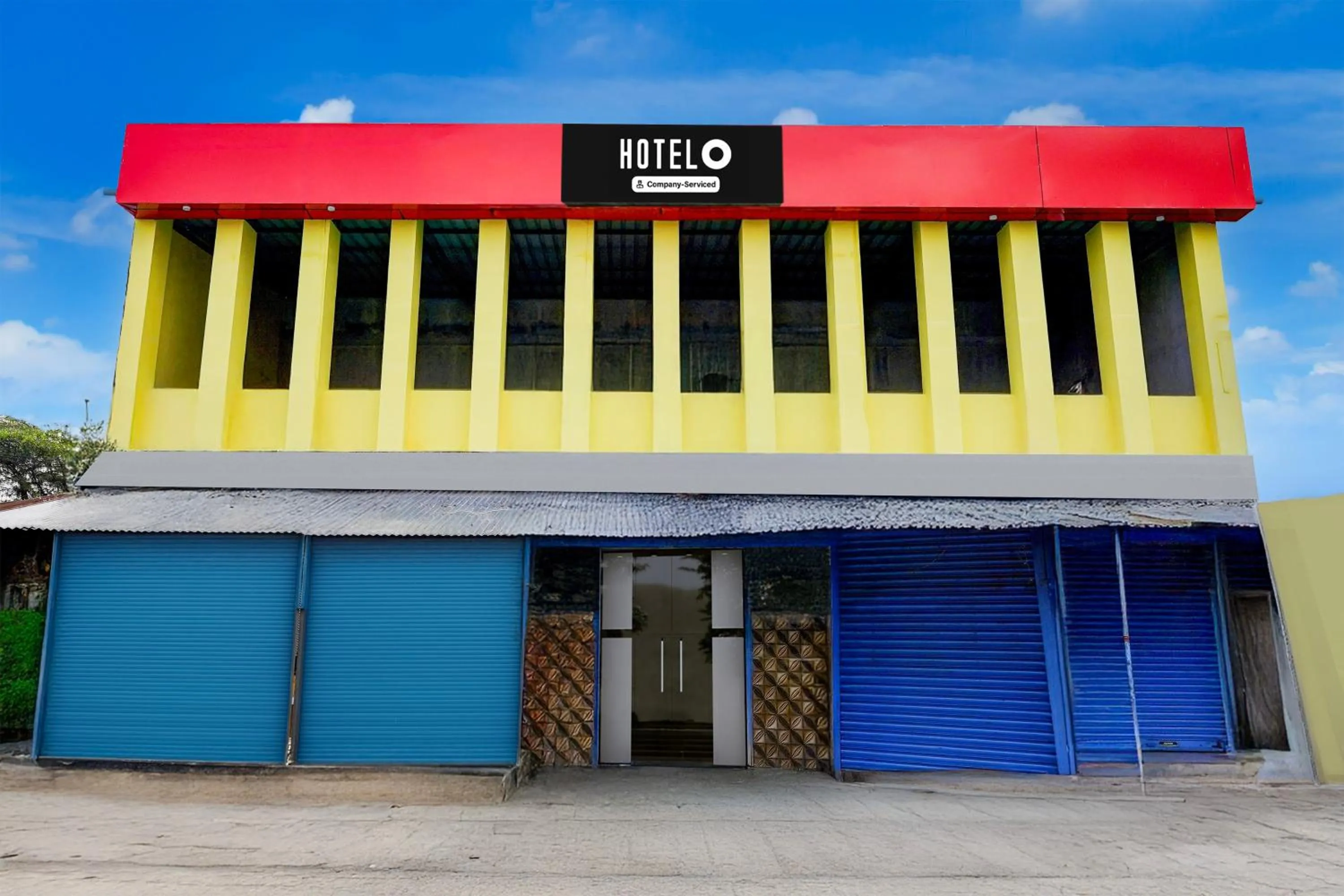 Facade/entrance in Super Hotel O Poigai Near Airport