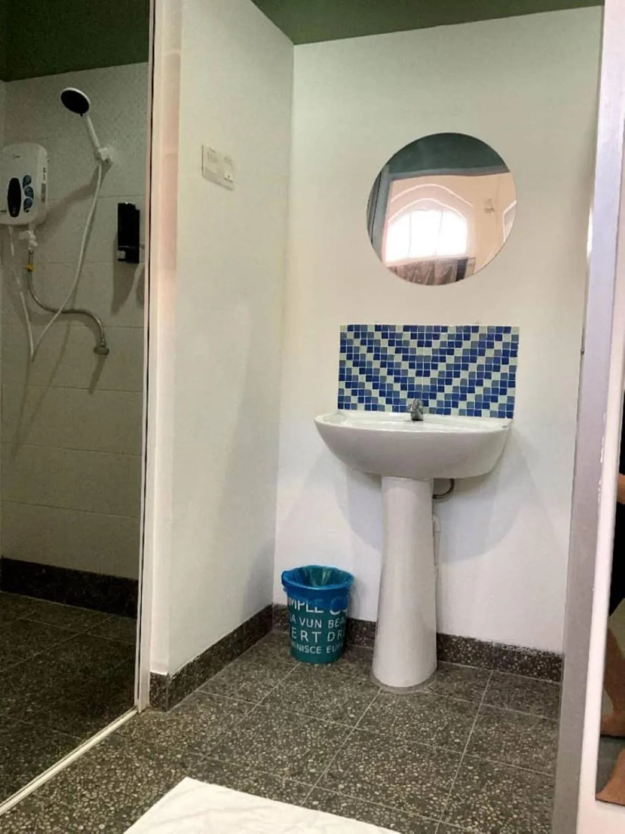 Bathroom in 39 Love Lane - Smart Intelligent Inn Georgetown