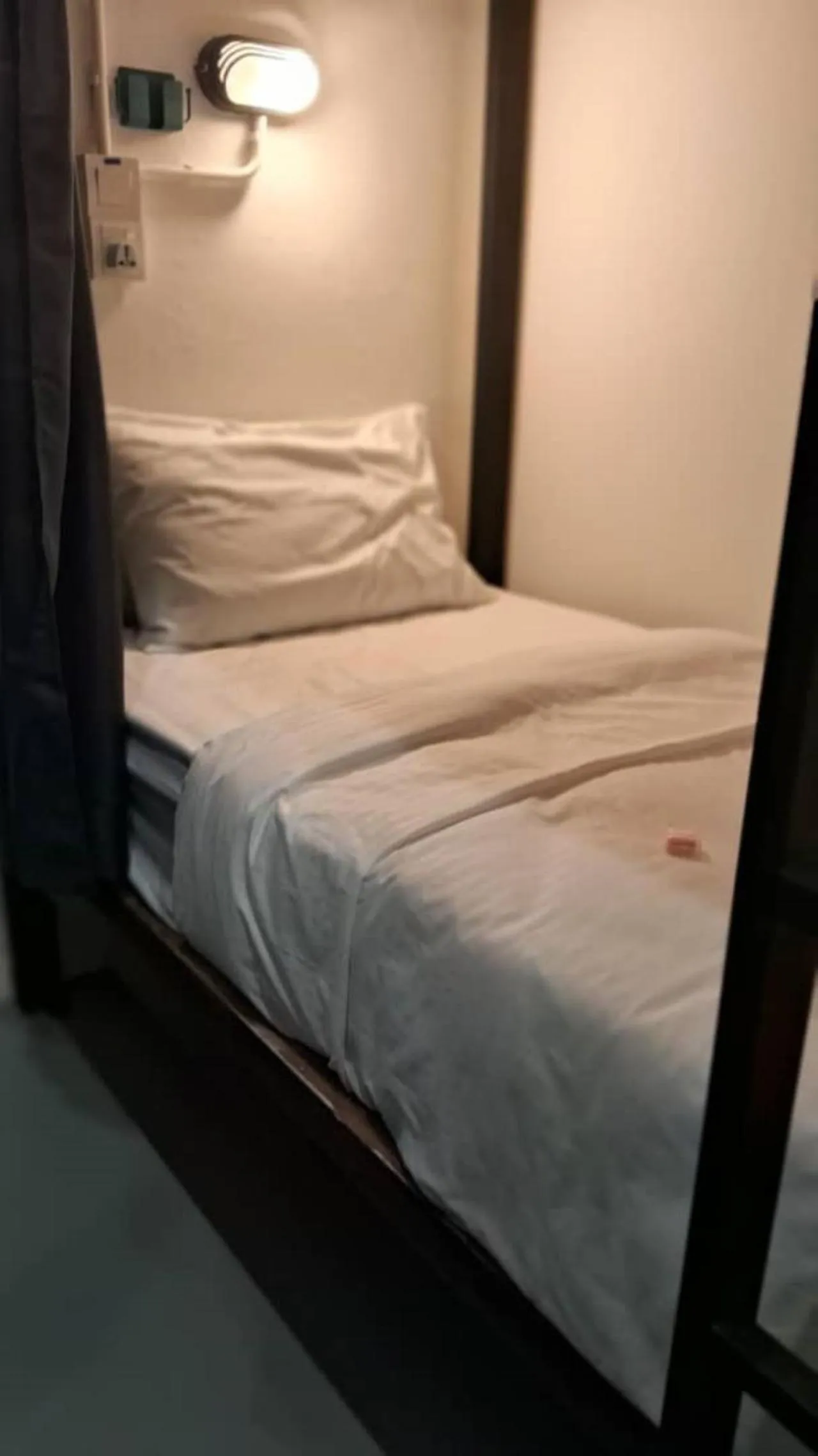 bunk bed, Bed in 39 Love Lane - Smart Intelligent Inn Georgetown