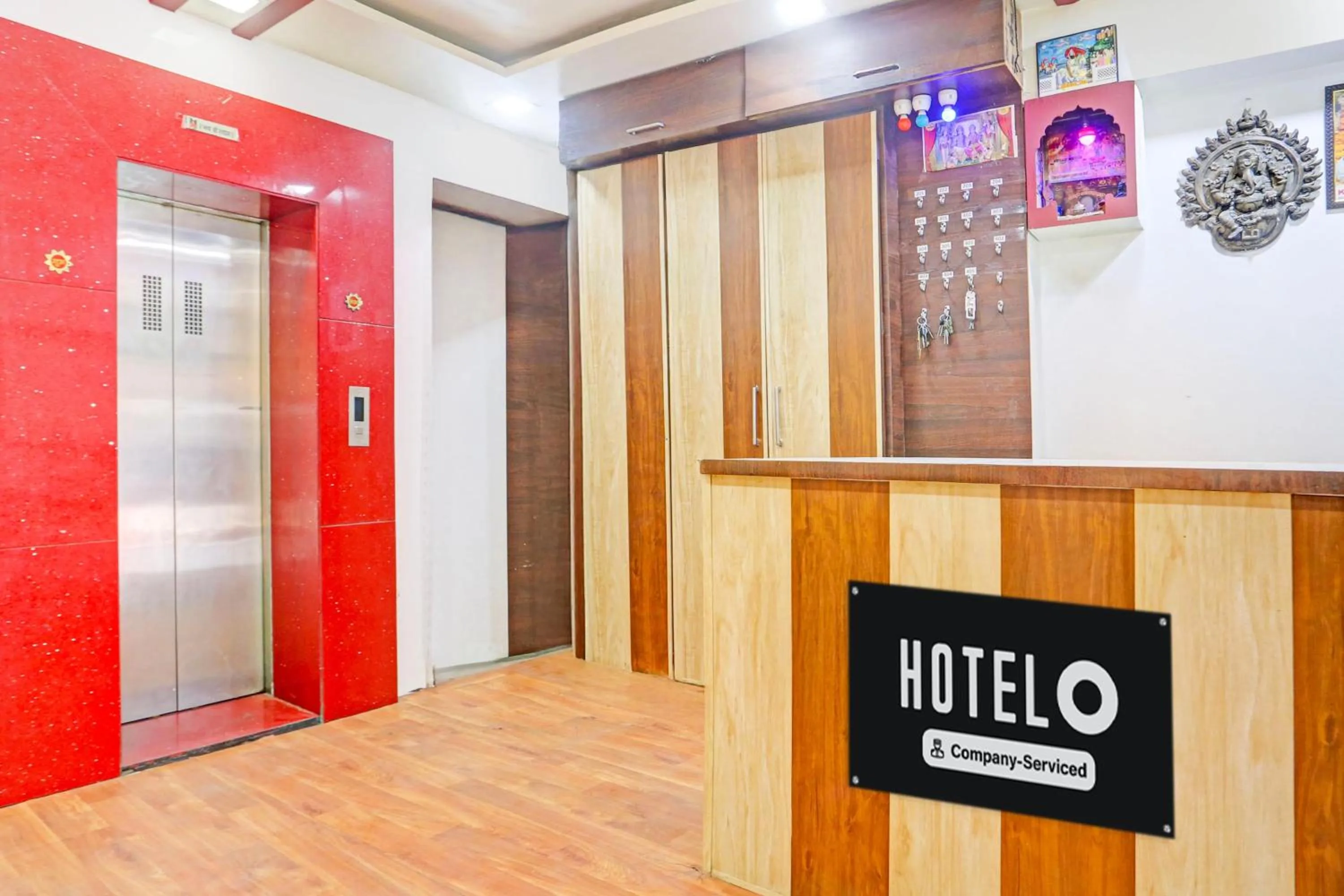 Lobby or reception in Hotel O Kesarganj Formerly Suman Palace