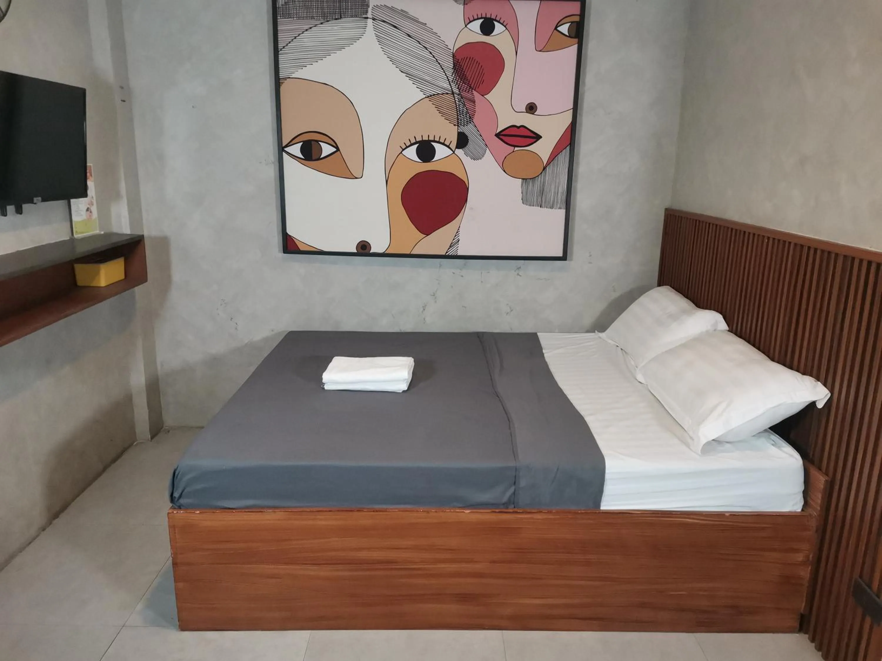 Bedroom, Bed in Townhouse Oak Grey Hotel Near Clark International Airport