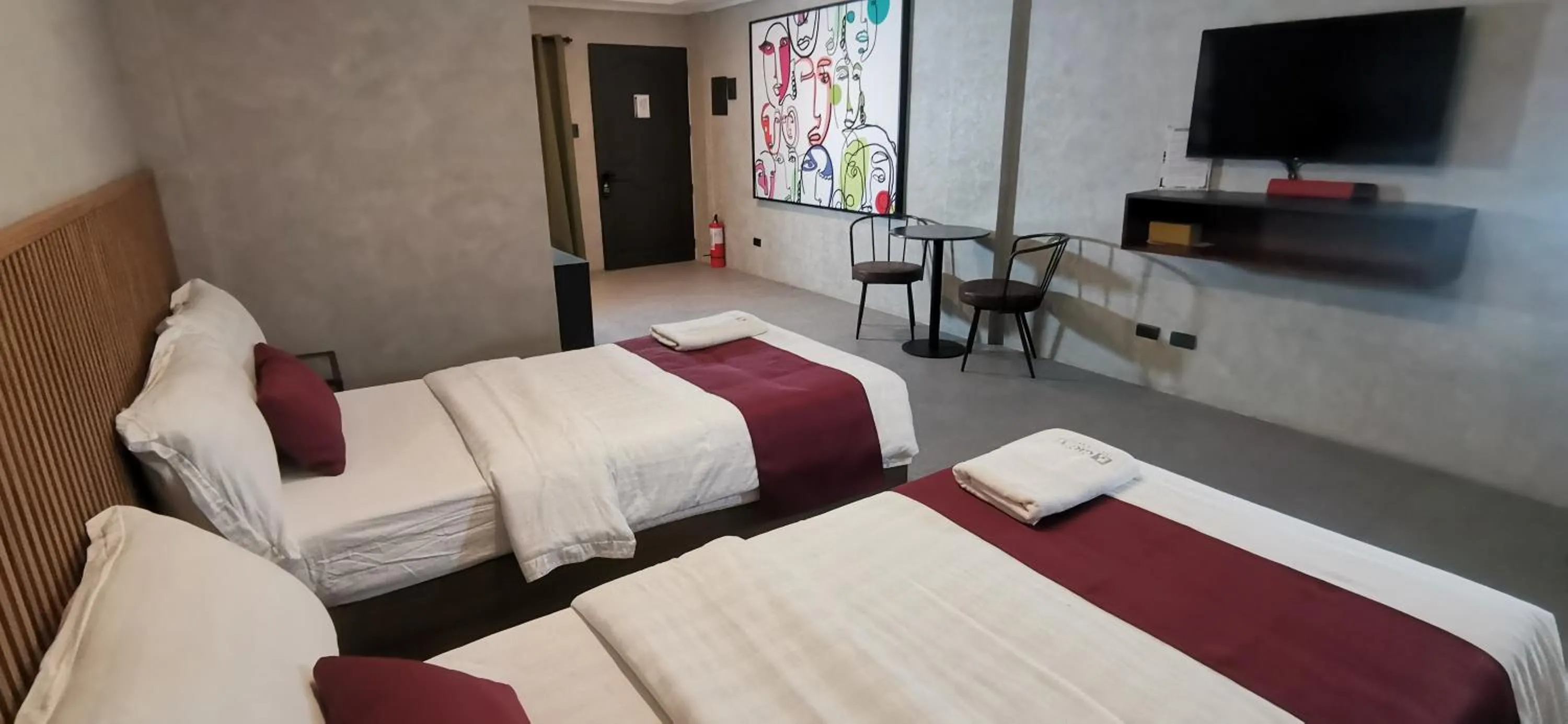 Bedroom, Bed in Townhouse Oak Grey Hotel Near Clark International Airport