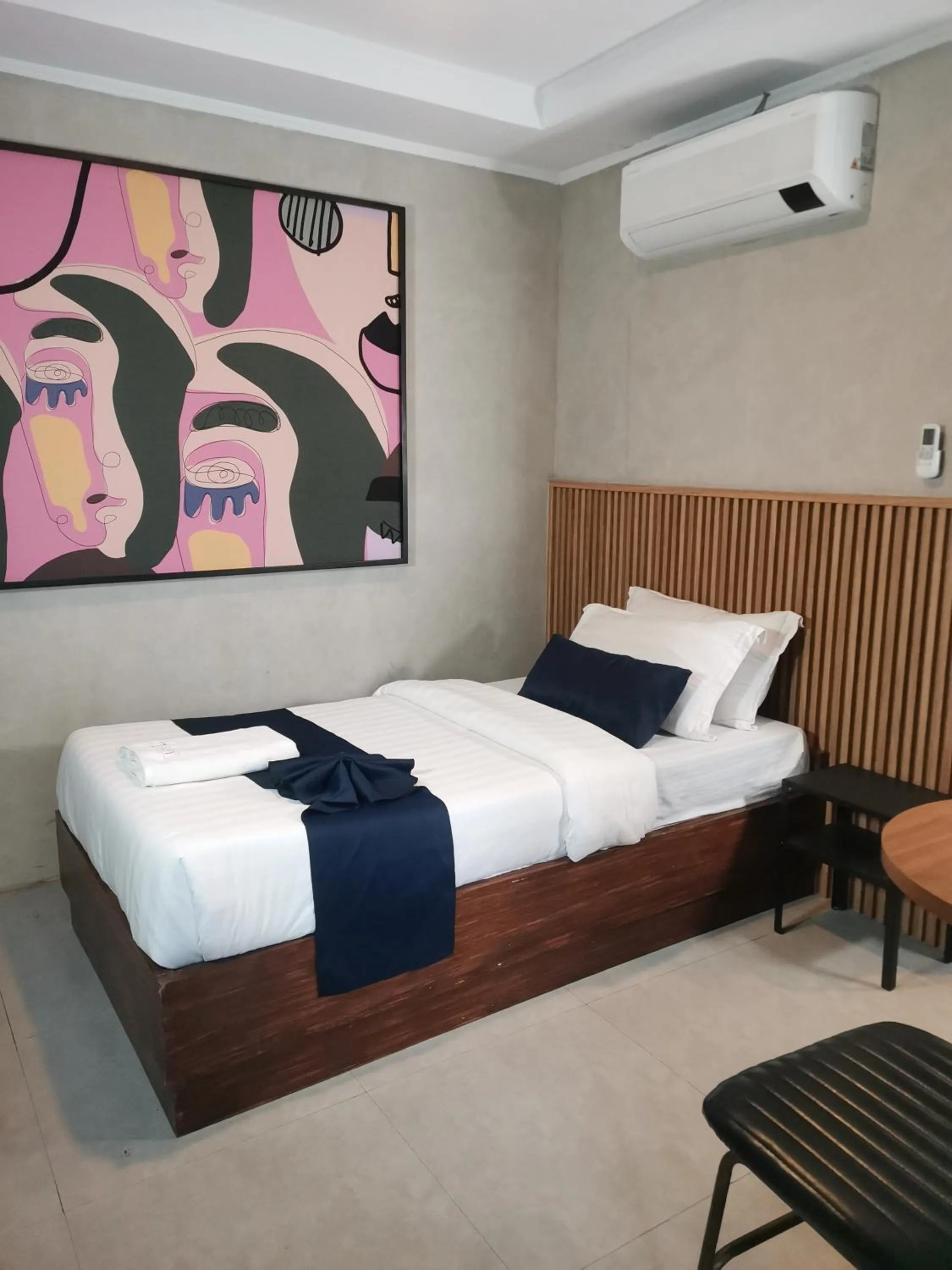 Bedroom, Bed in Townhouse Oak Grey Hotel Near Clark International Airport