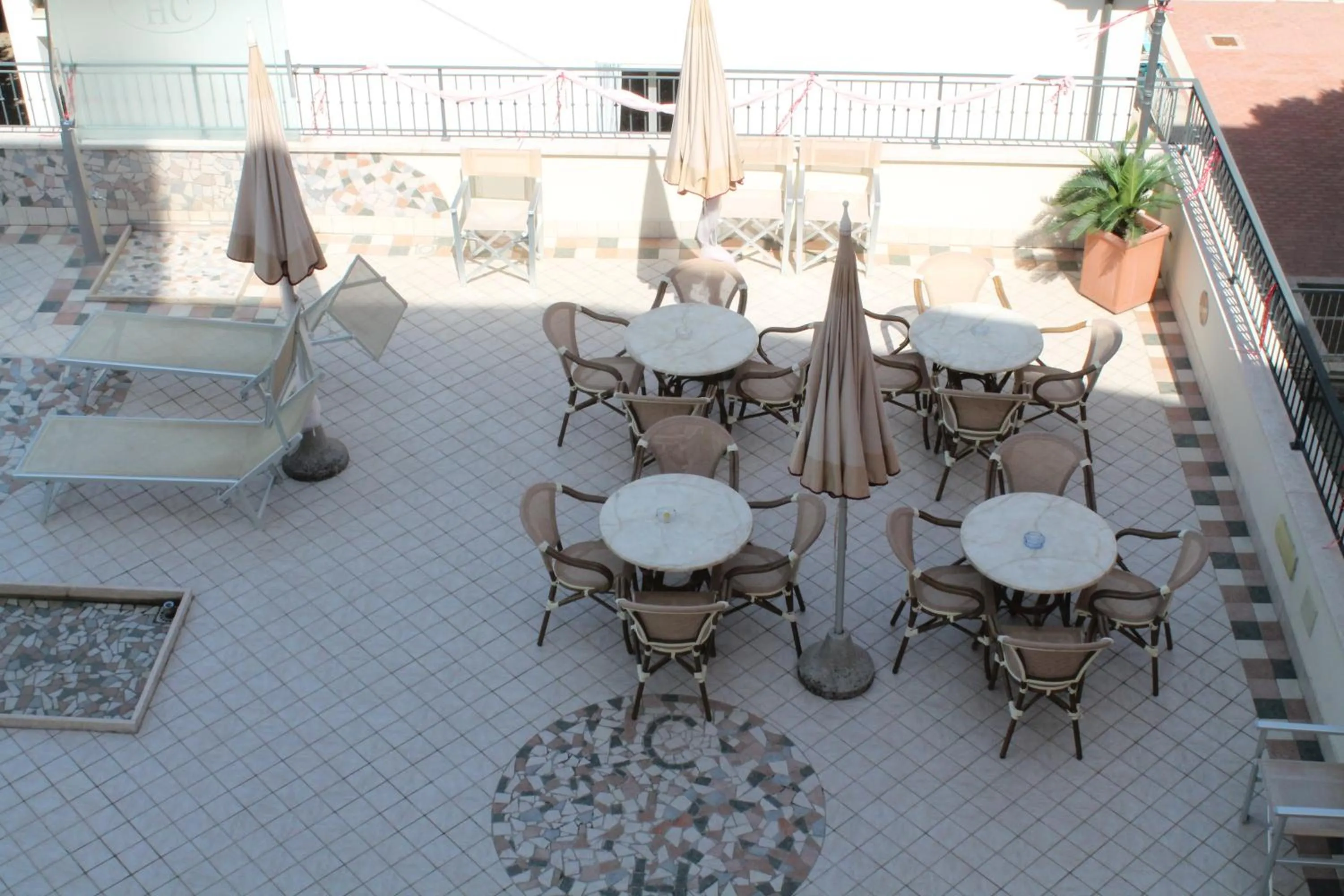 Balcony/Terrace in Hotel Cannes