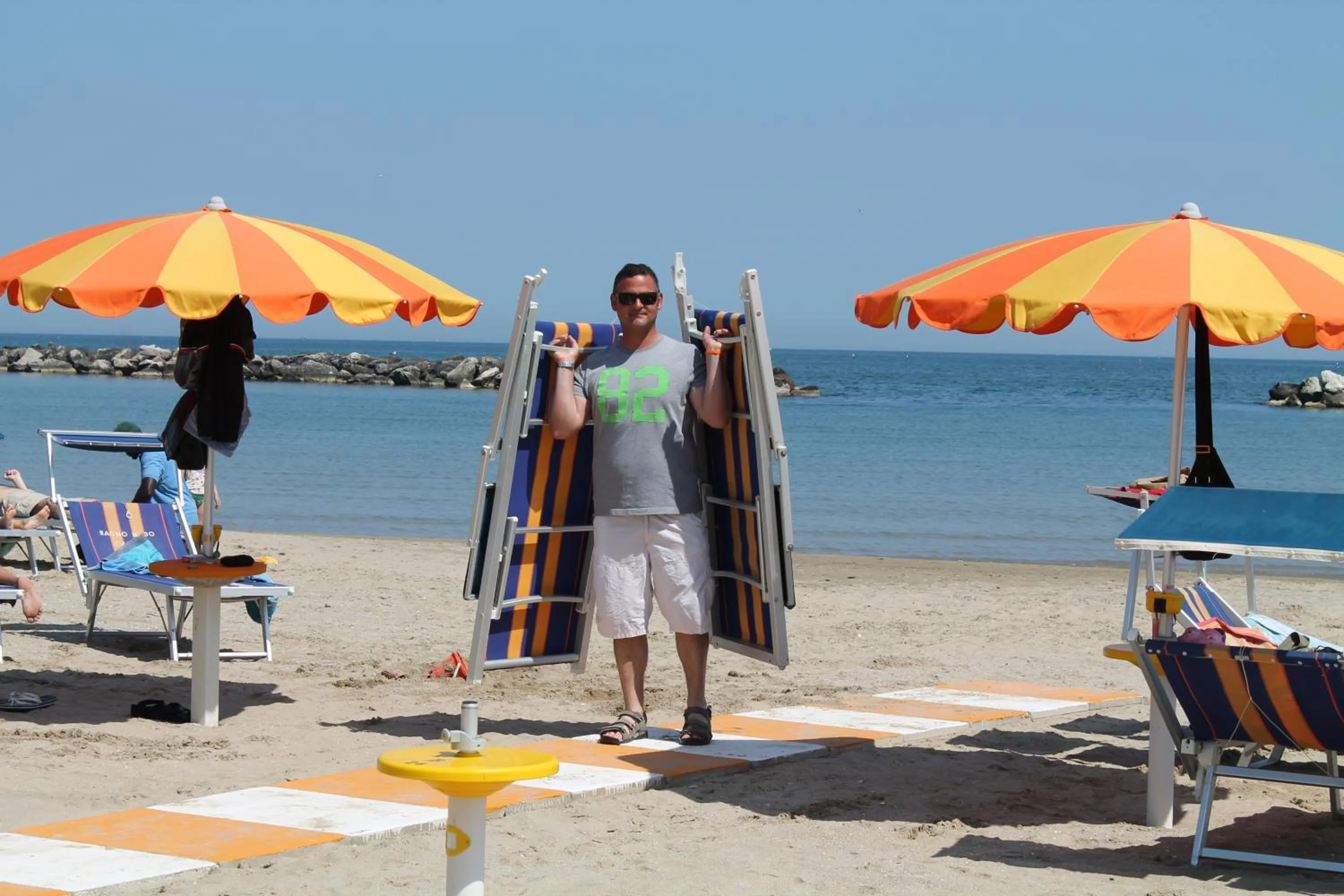 People in Hotel Cannes