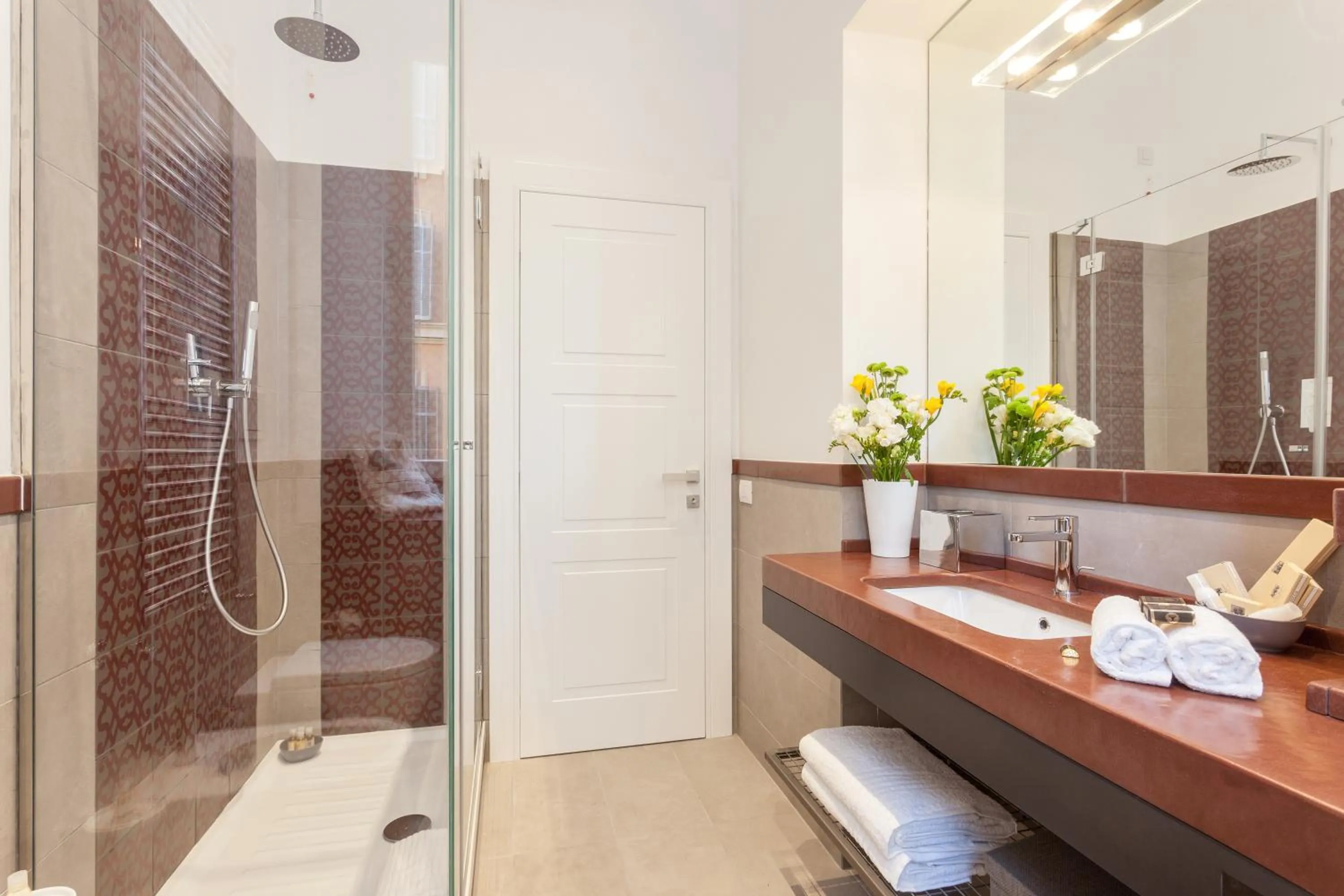 Bathroom in 504 Corso Suites