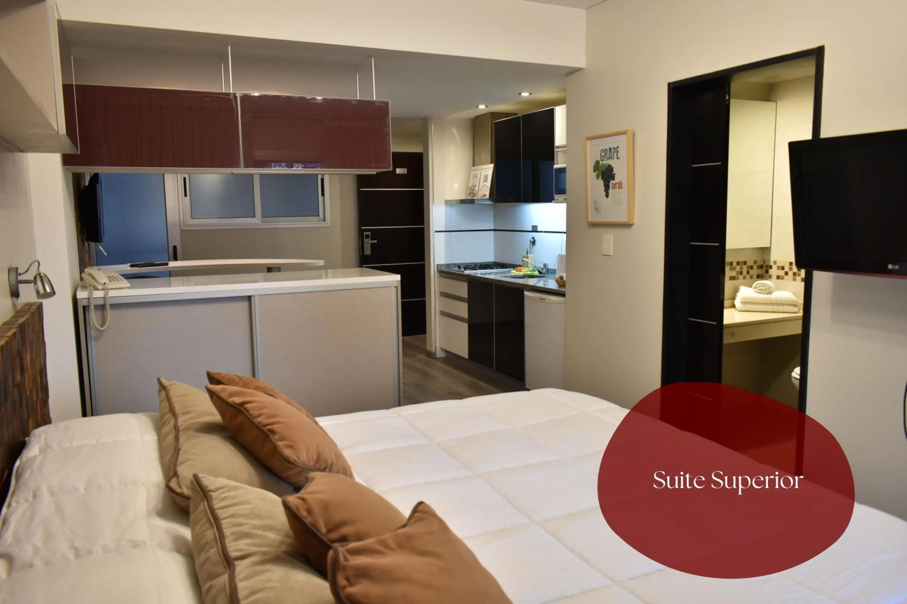 Superior Double Suite in Syrah Suites