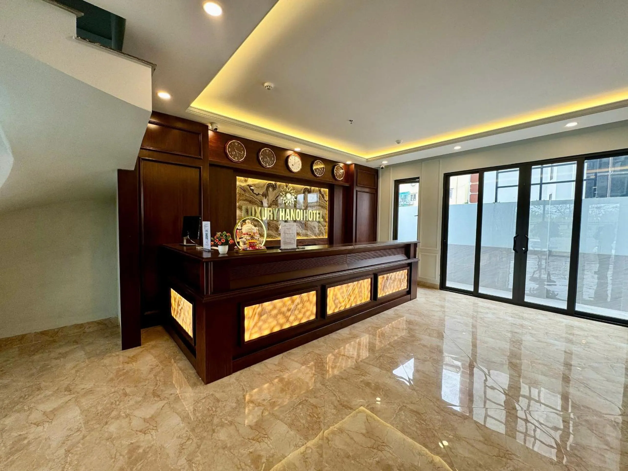 Lounge or bar in Luxury Hanoi Hotel