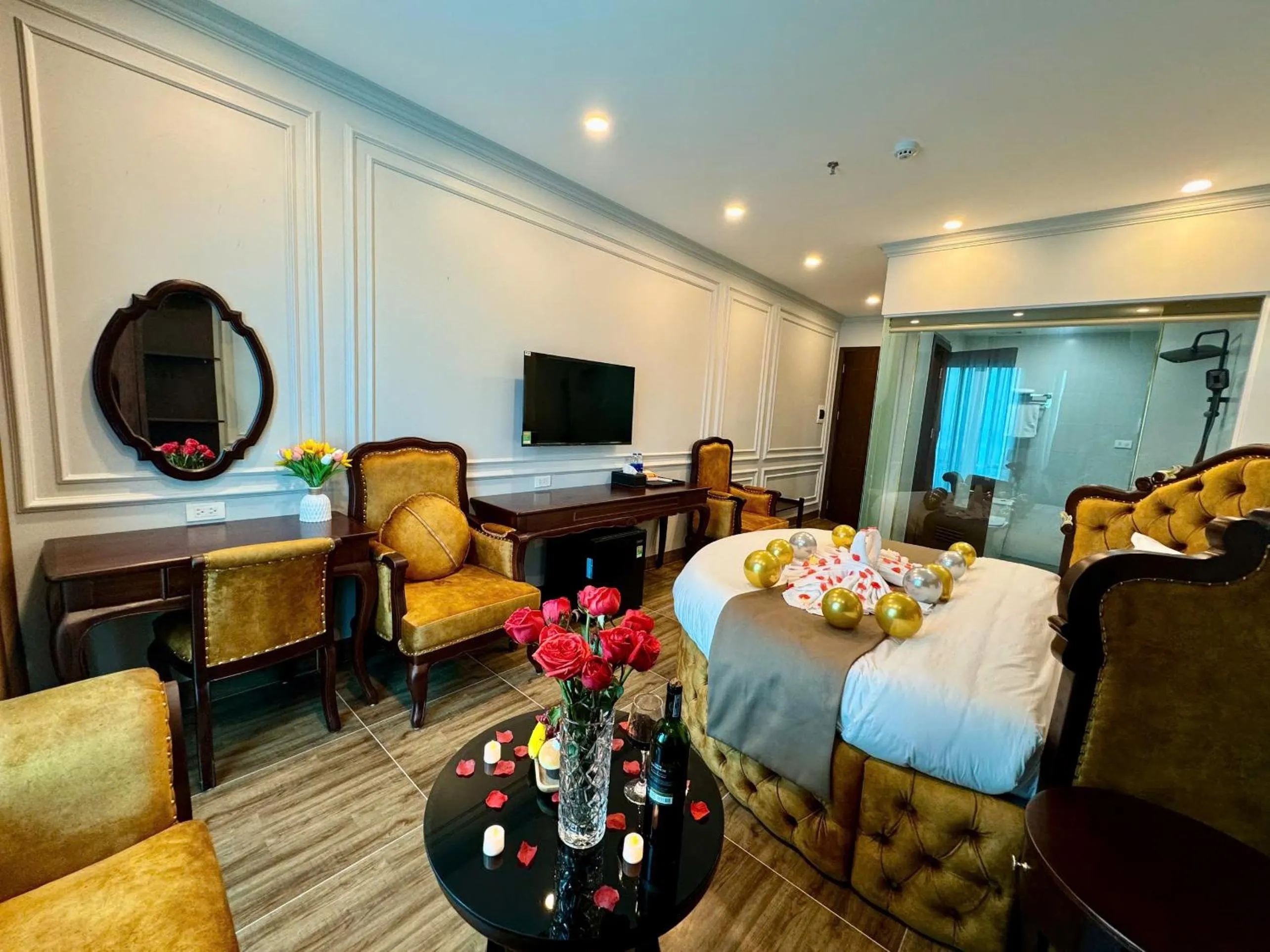 Communal lounge/ TV room in Luxury Hanoi Hotel