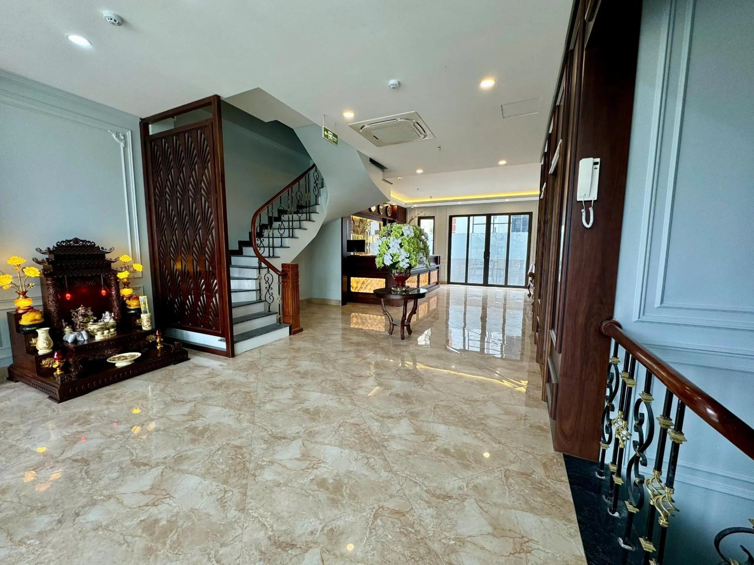 Communal lounge/ TV room in Luxury Hanoi Hotel