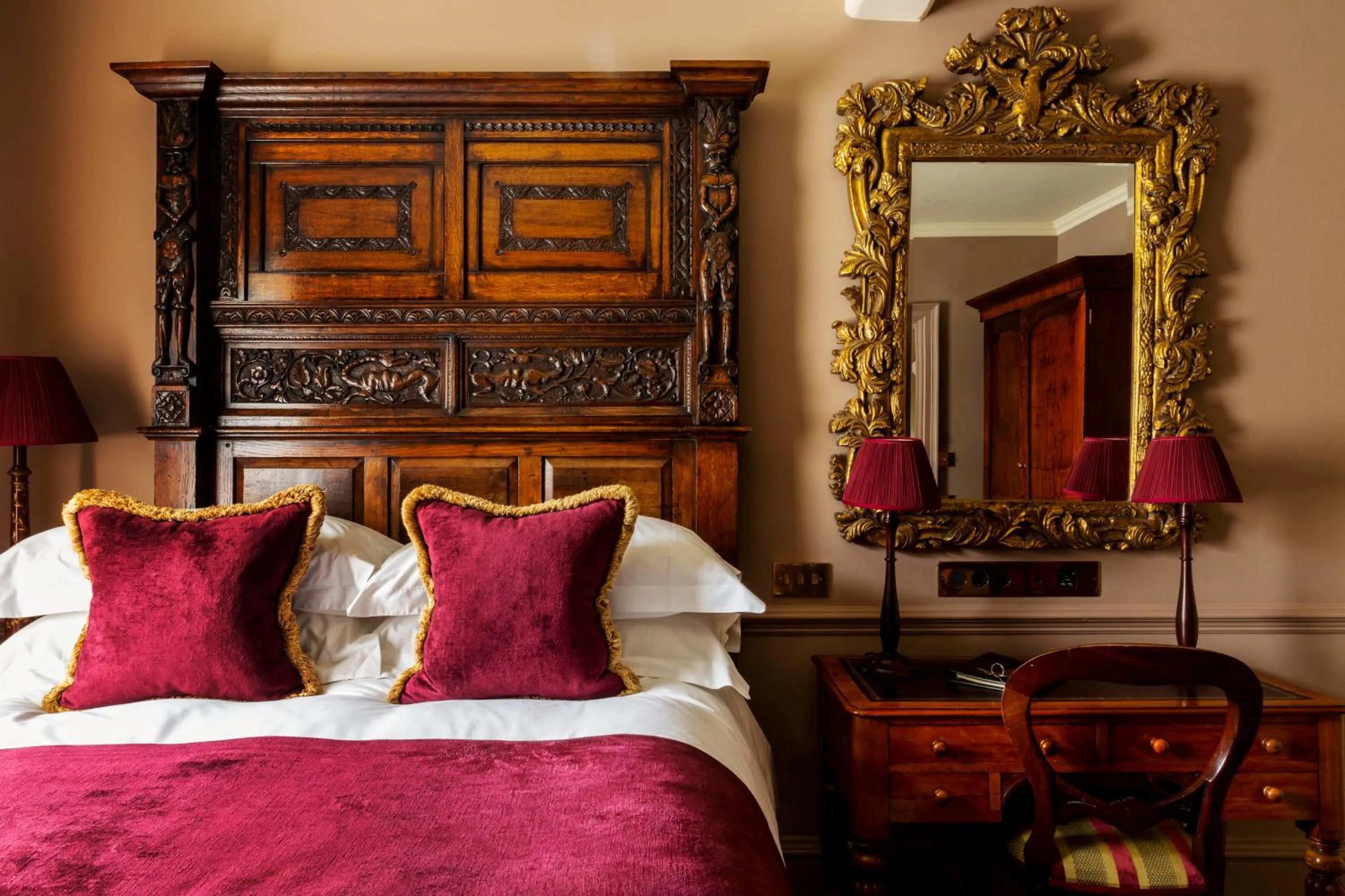 Bed in Batty Langley's