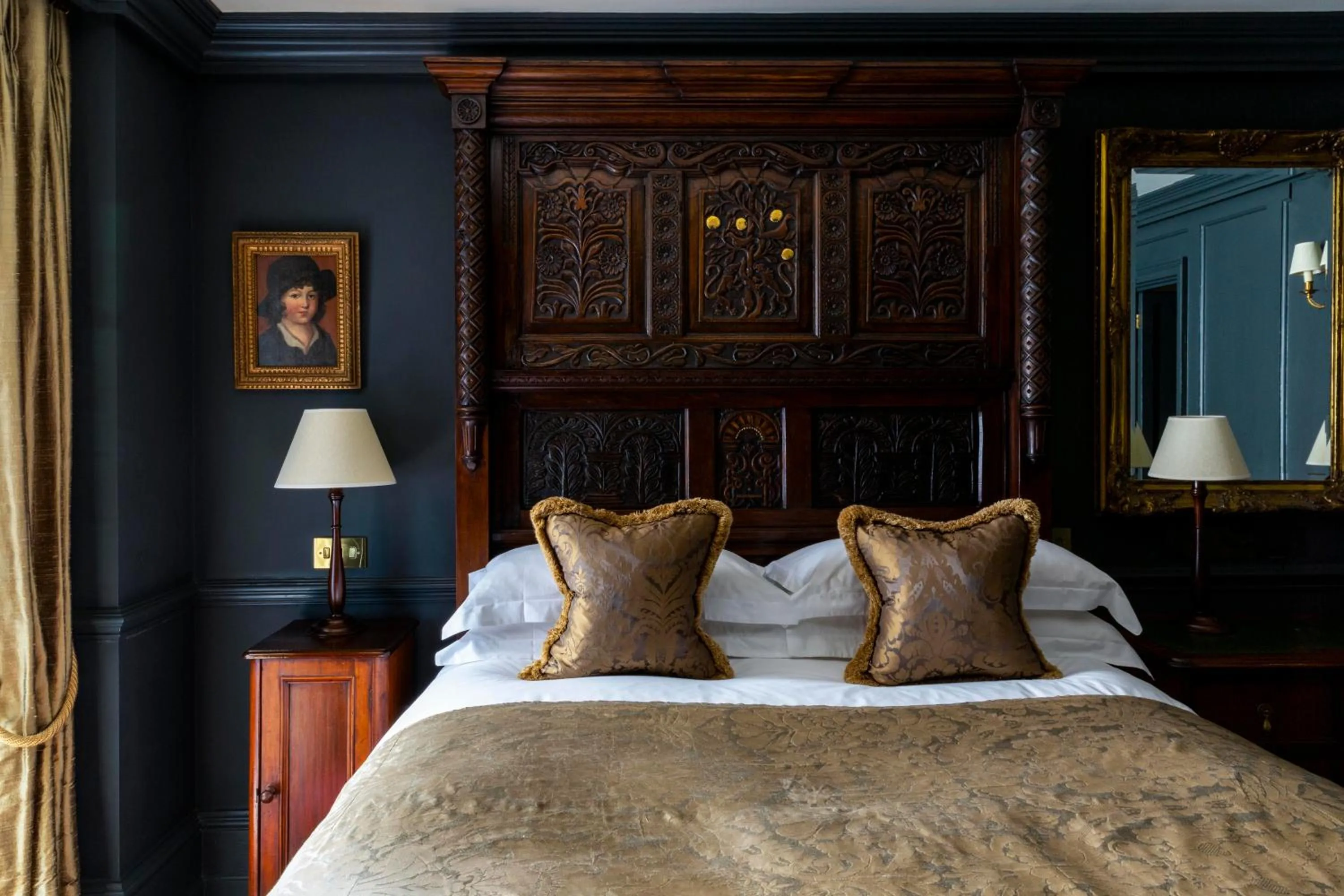 Bed in Batty Langley's