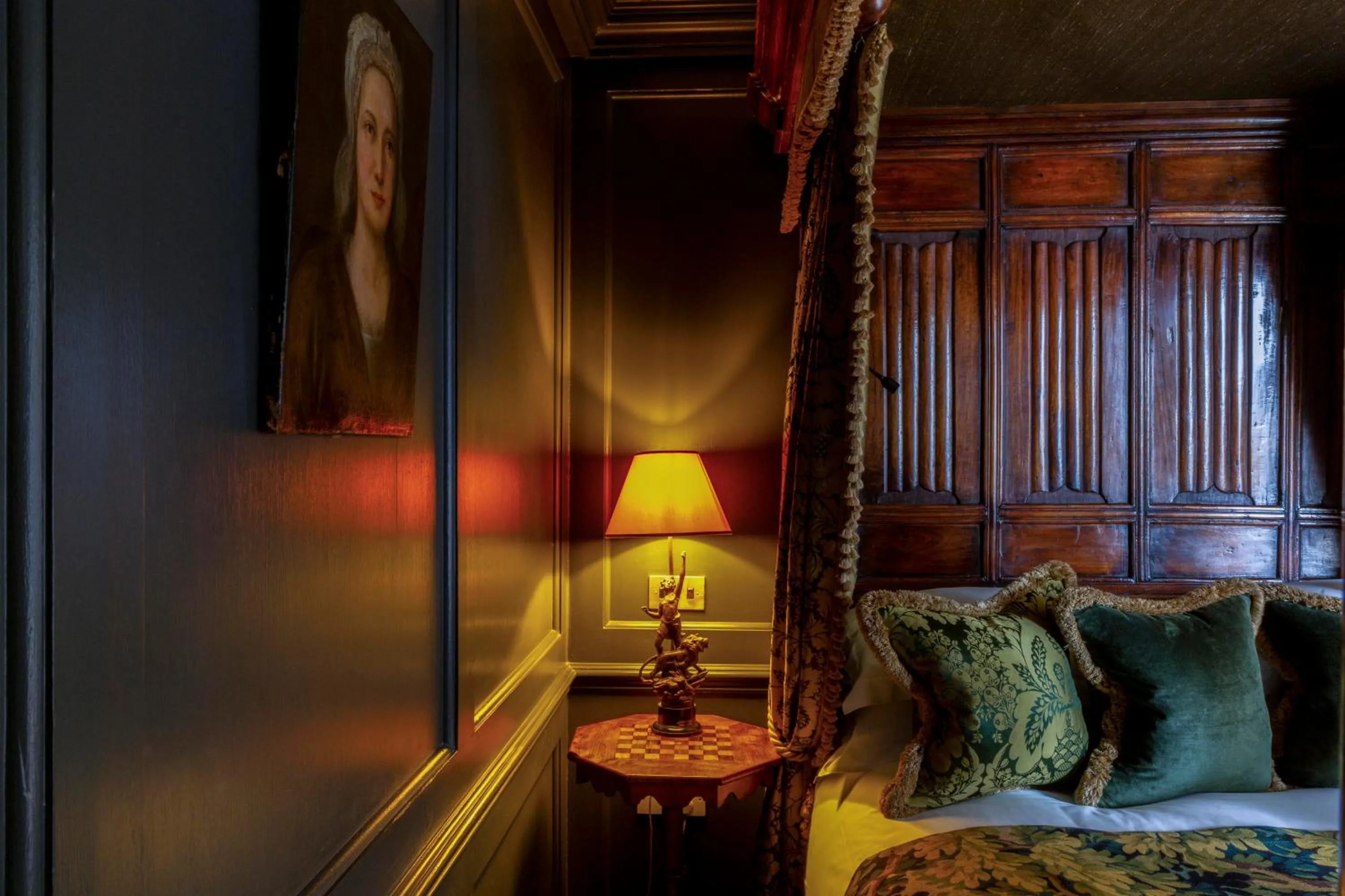 Bed in Batty Langley's