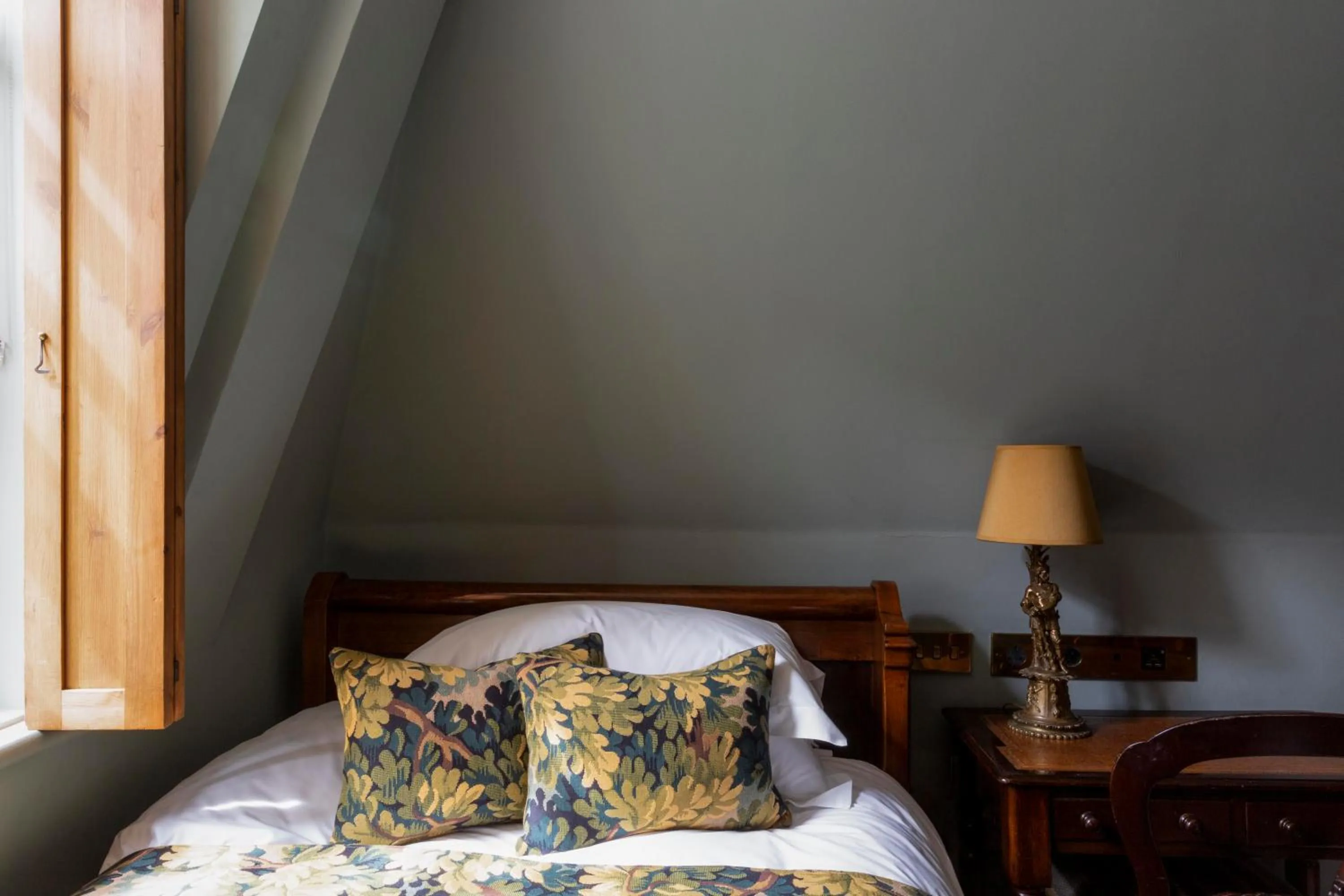 Bed in Batty Langley's