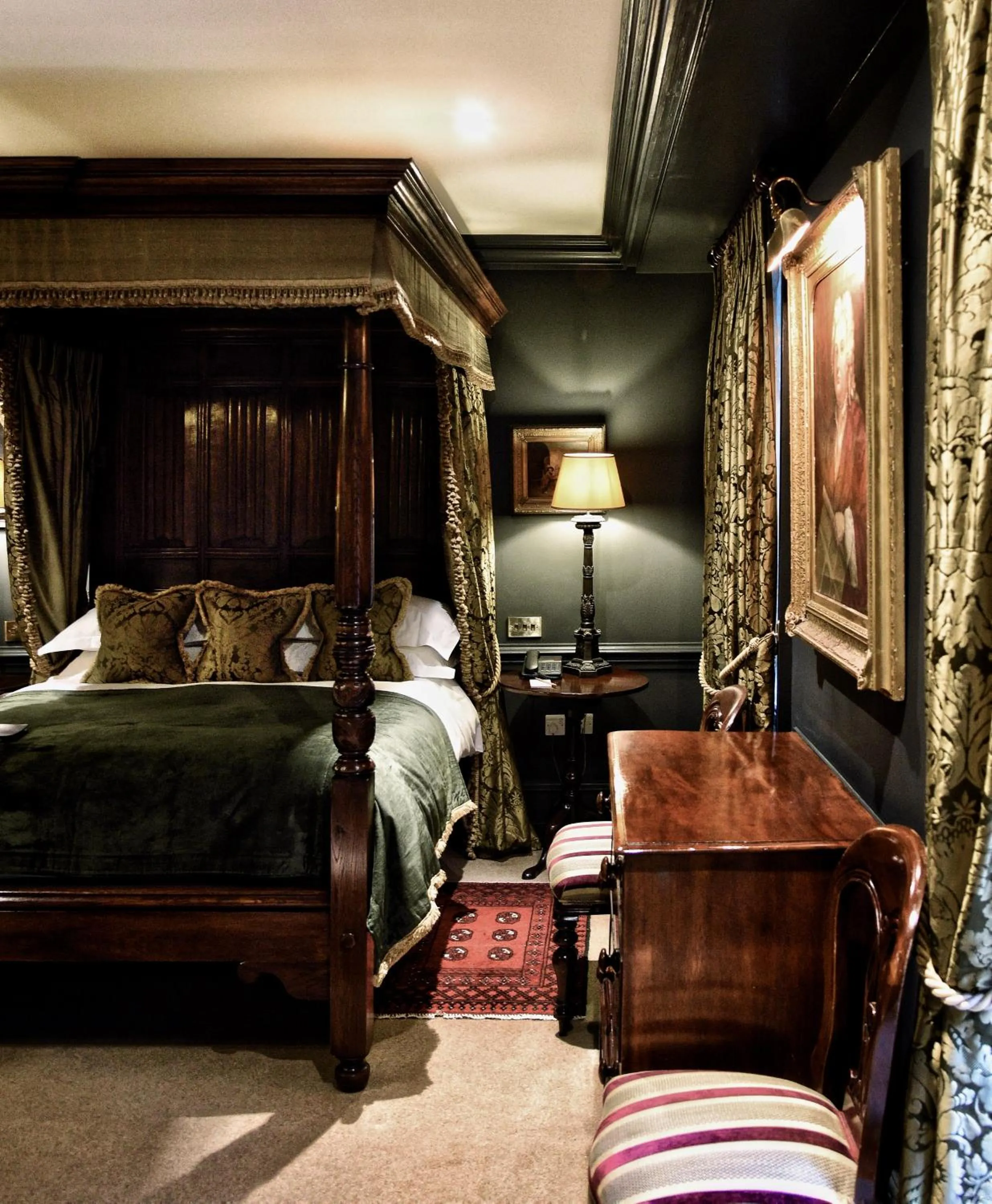 Bed in Batty Langley's