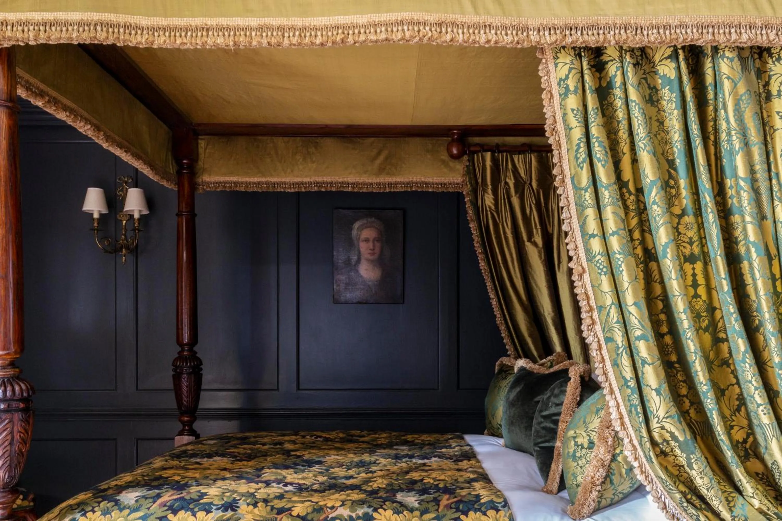 Bed in Batty Langley's