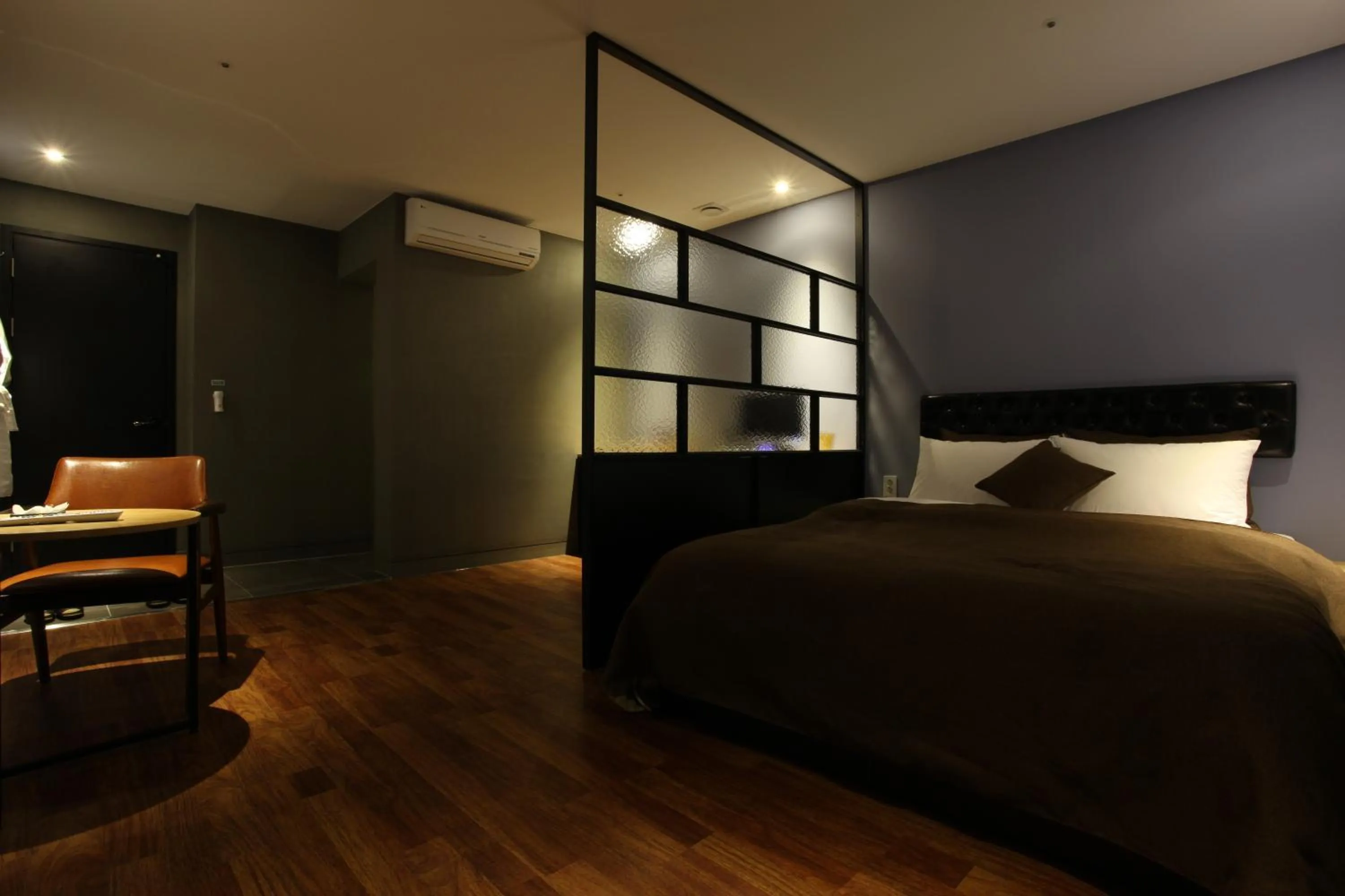 Photo of the whole room, Bed in Hotel Banwol