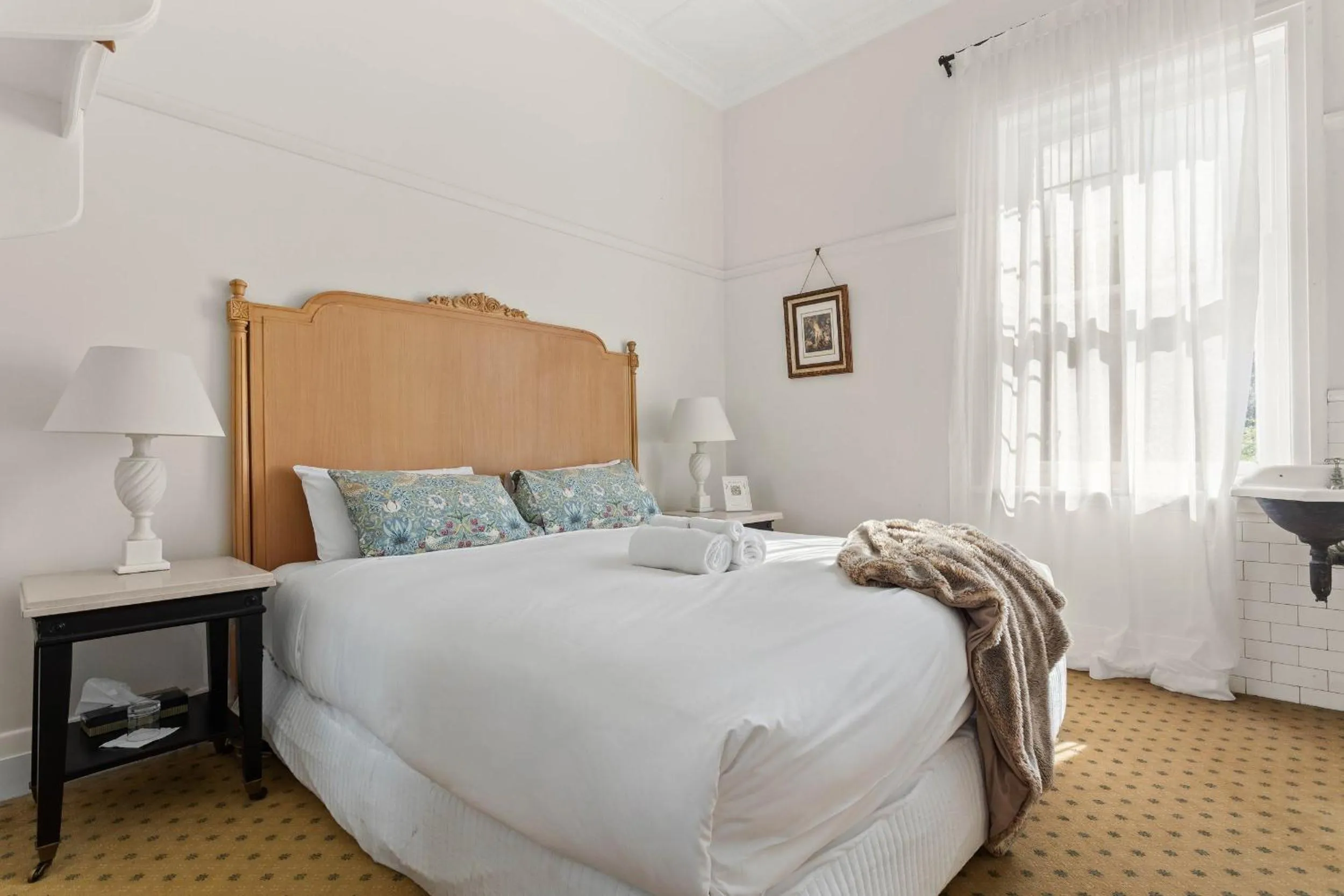 Bed in The Robertson Hotel