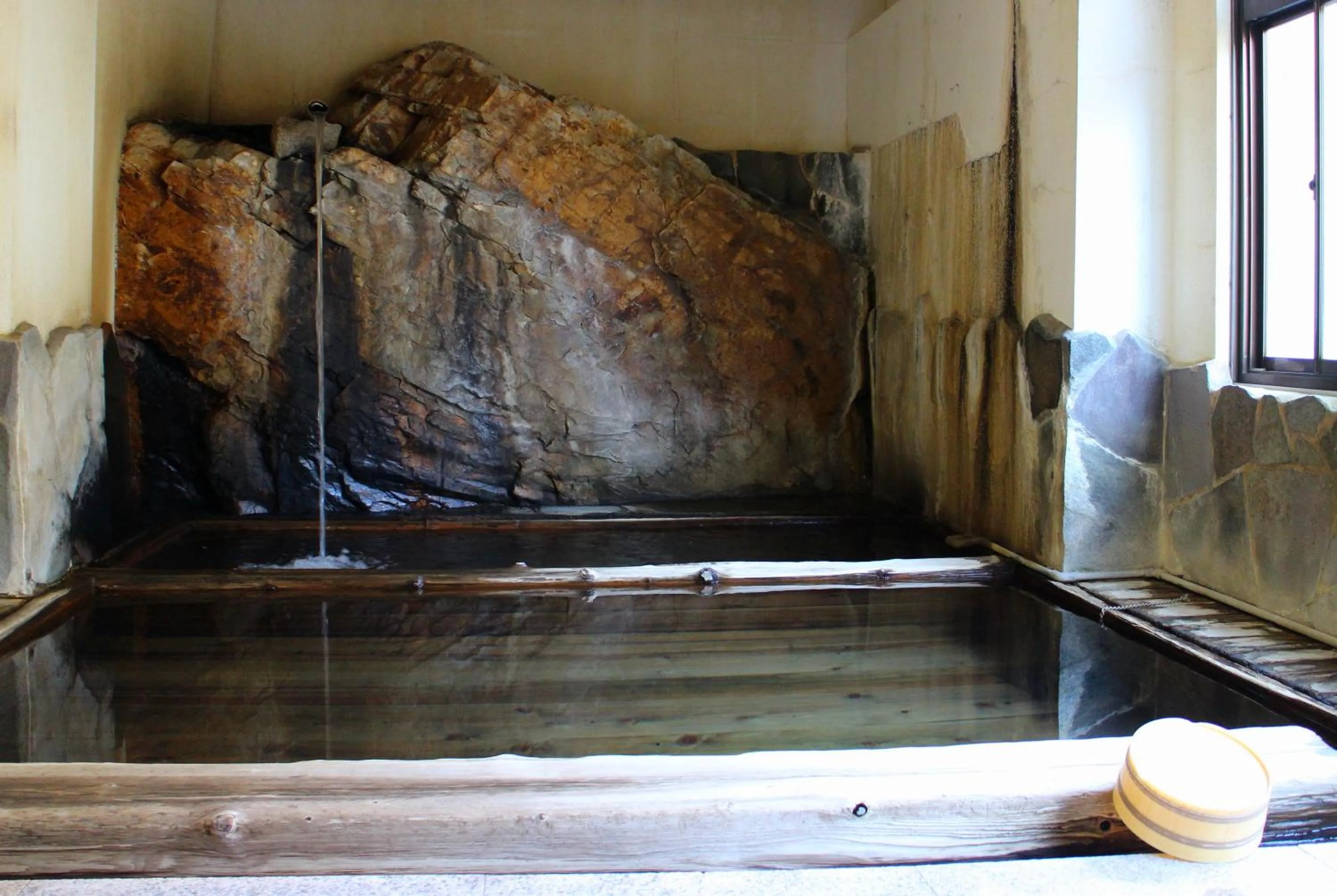 Public Bath in Shinzanso