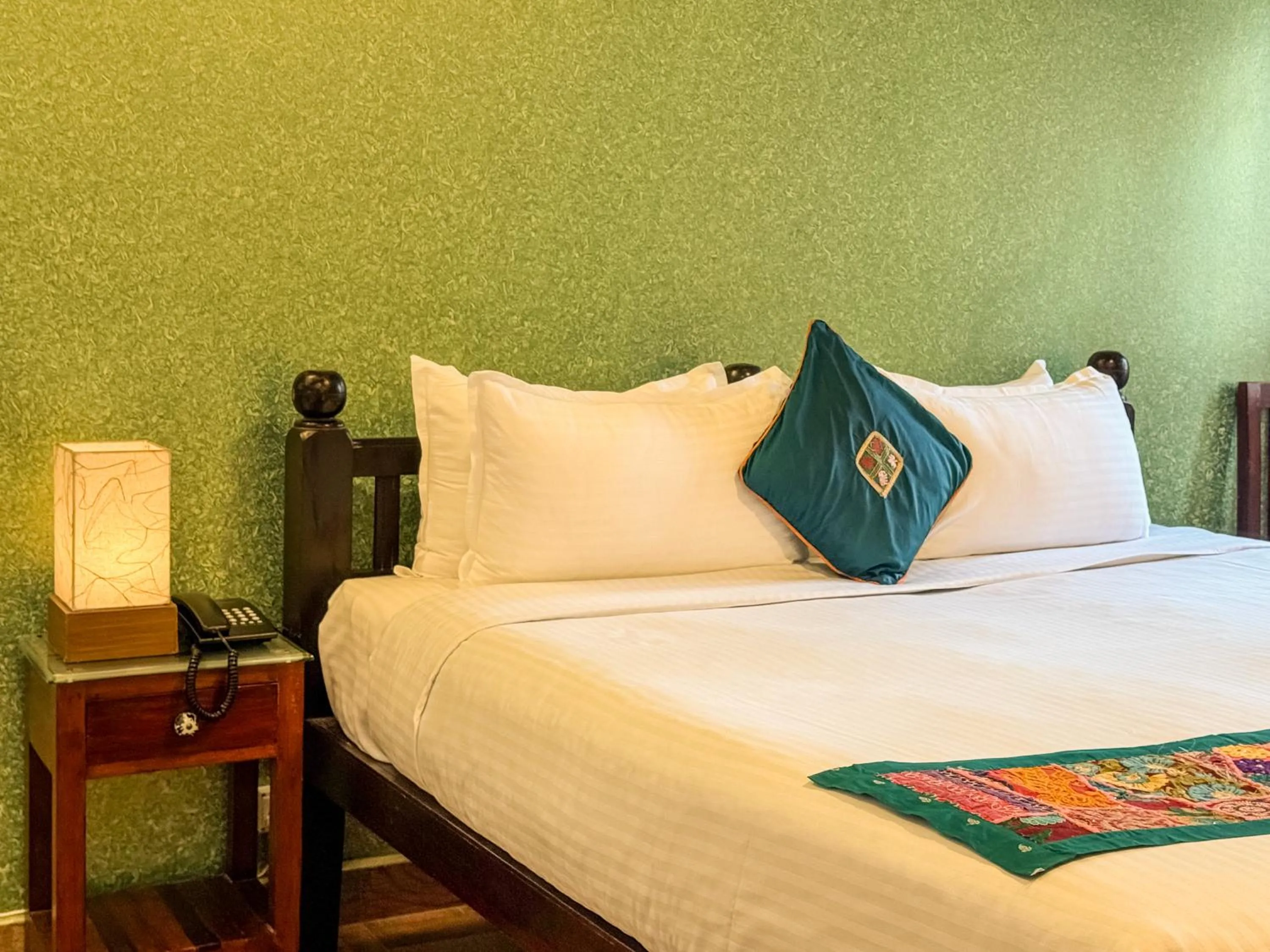 Bedroom, Bed in Le Chateau