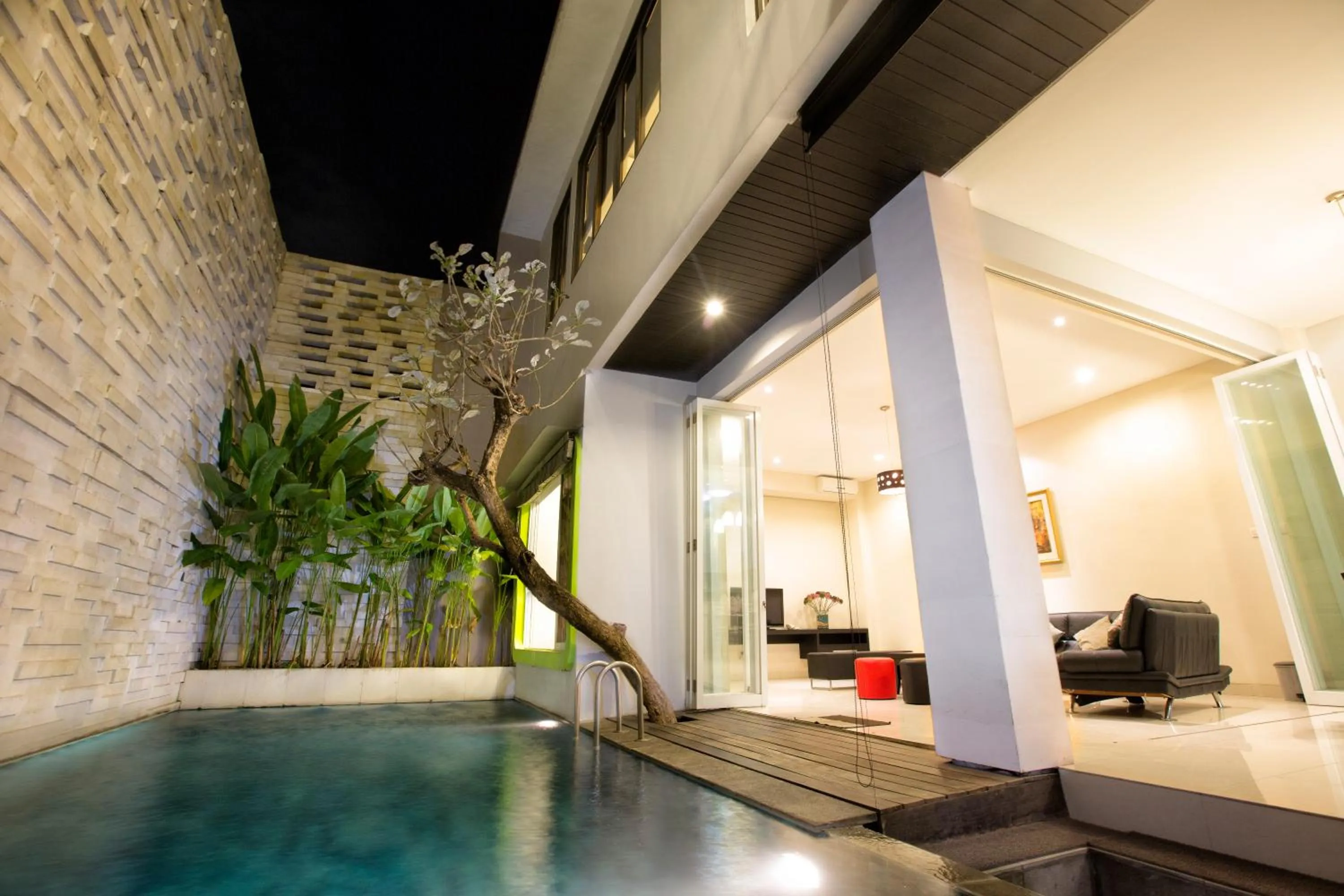 Pool view in InKuta Residence and Villa