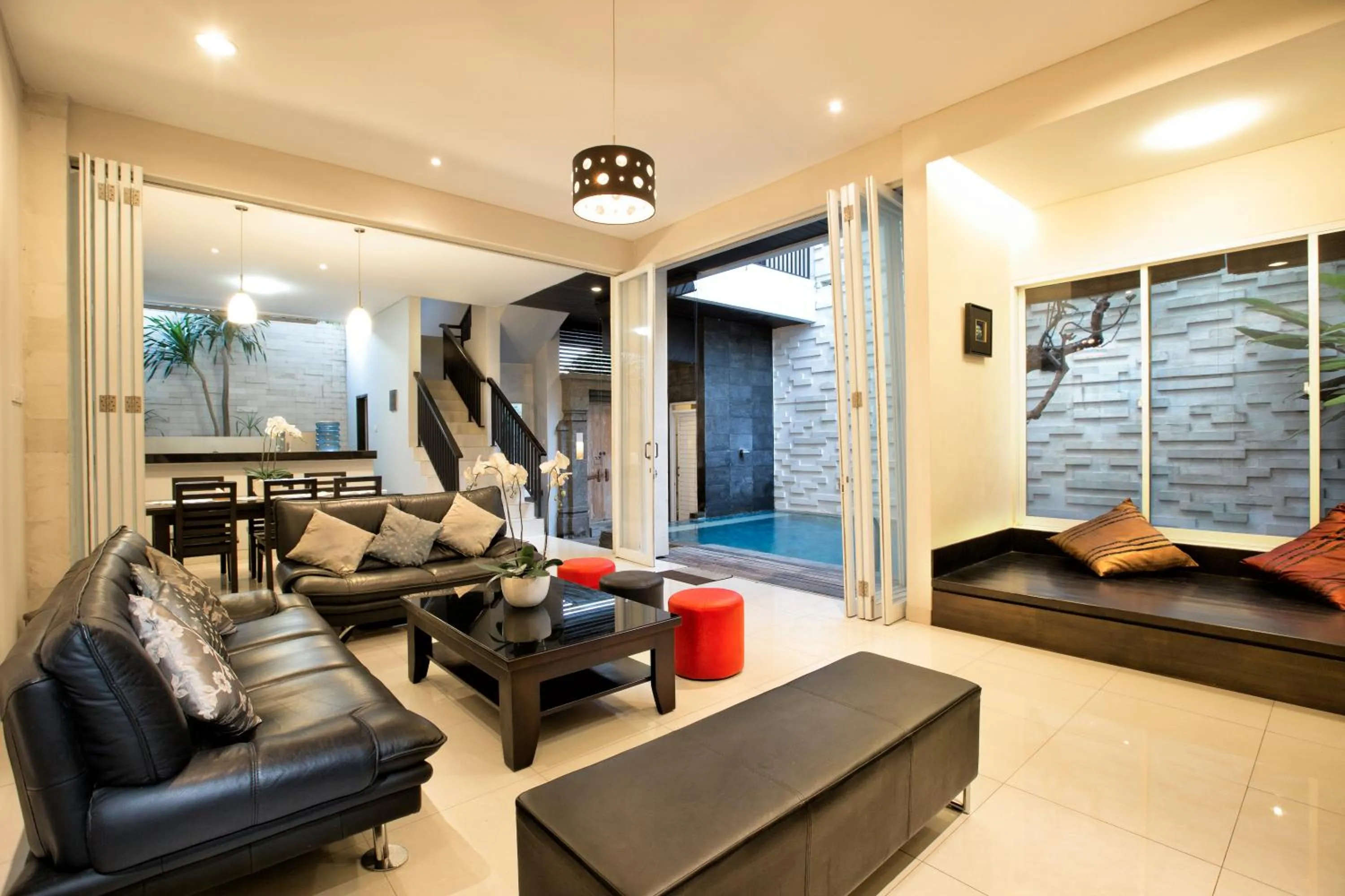 Living room in InKuta Residence and Villa