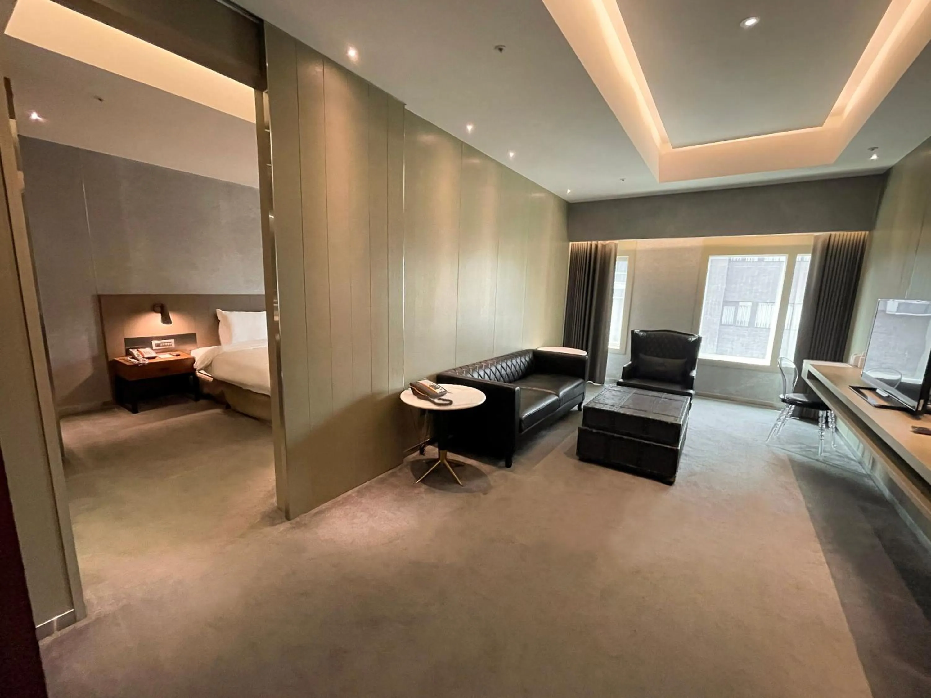 Photo of the whole room, Bed in CHECK inn Taipei Nanjing